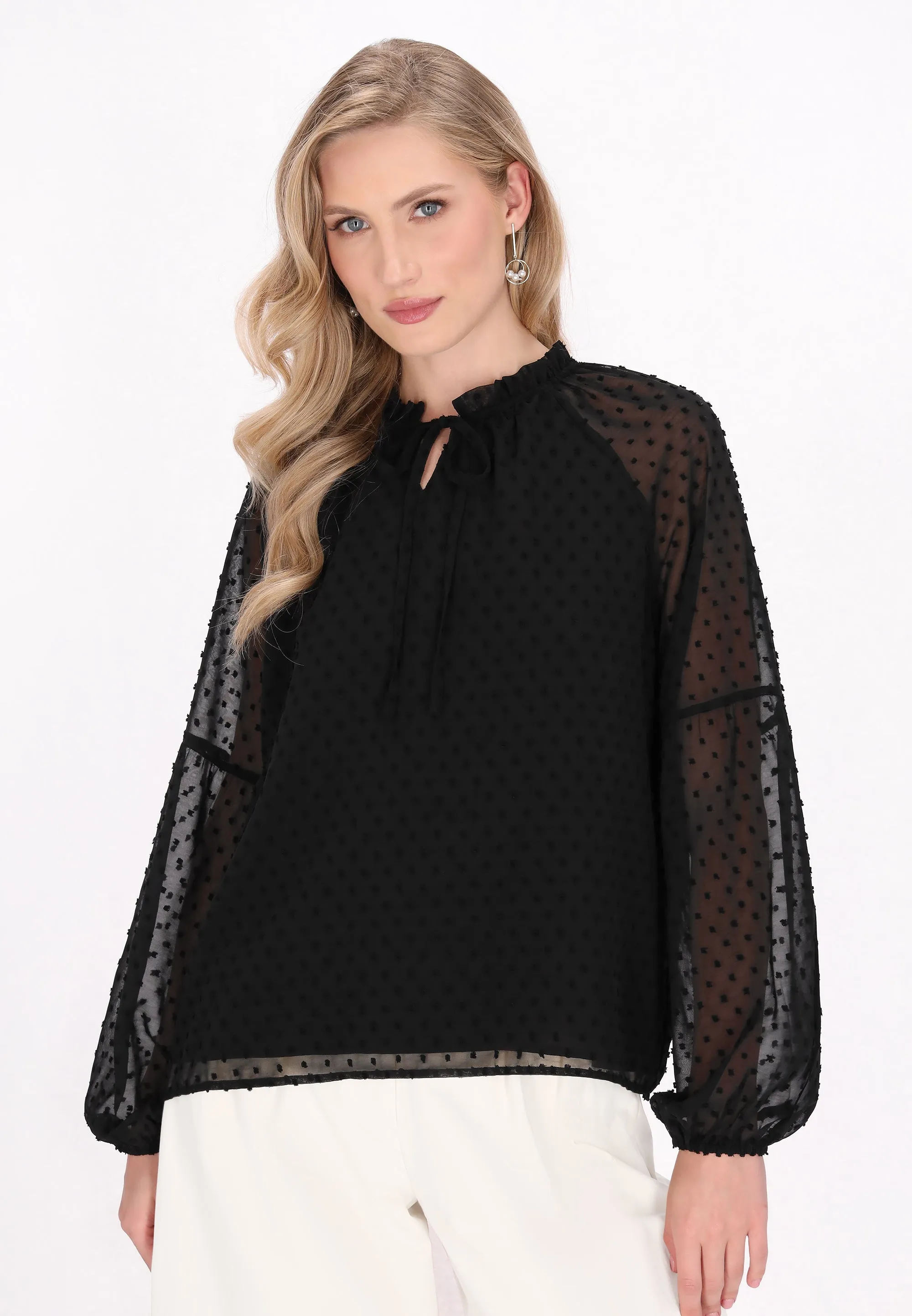 DreiMaster Klassik Women's Blouse sold by DreiMaster product image thumbnail 3
