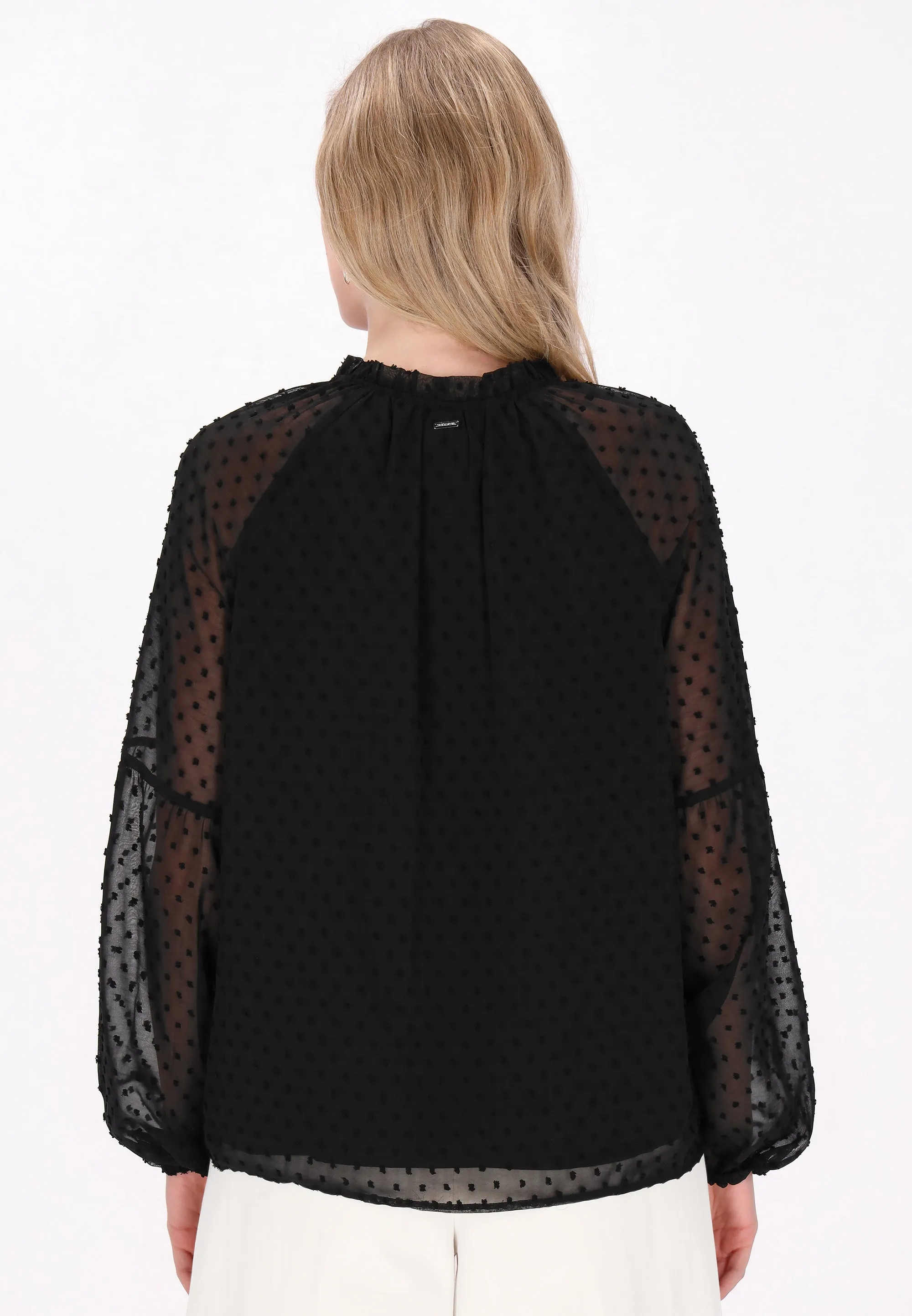 DreiMaster Klassik Women's Blouse sold by DreiMaster product image thumbnail 4