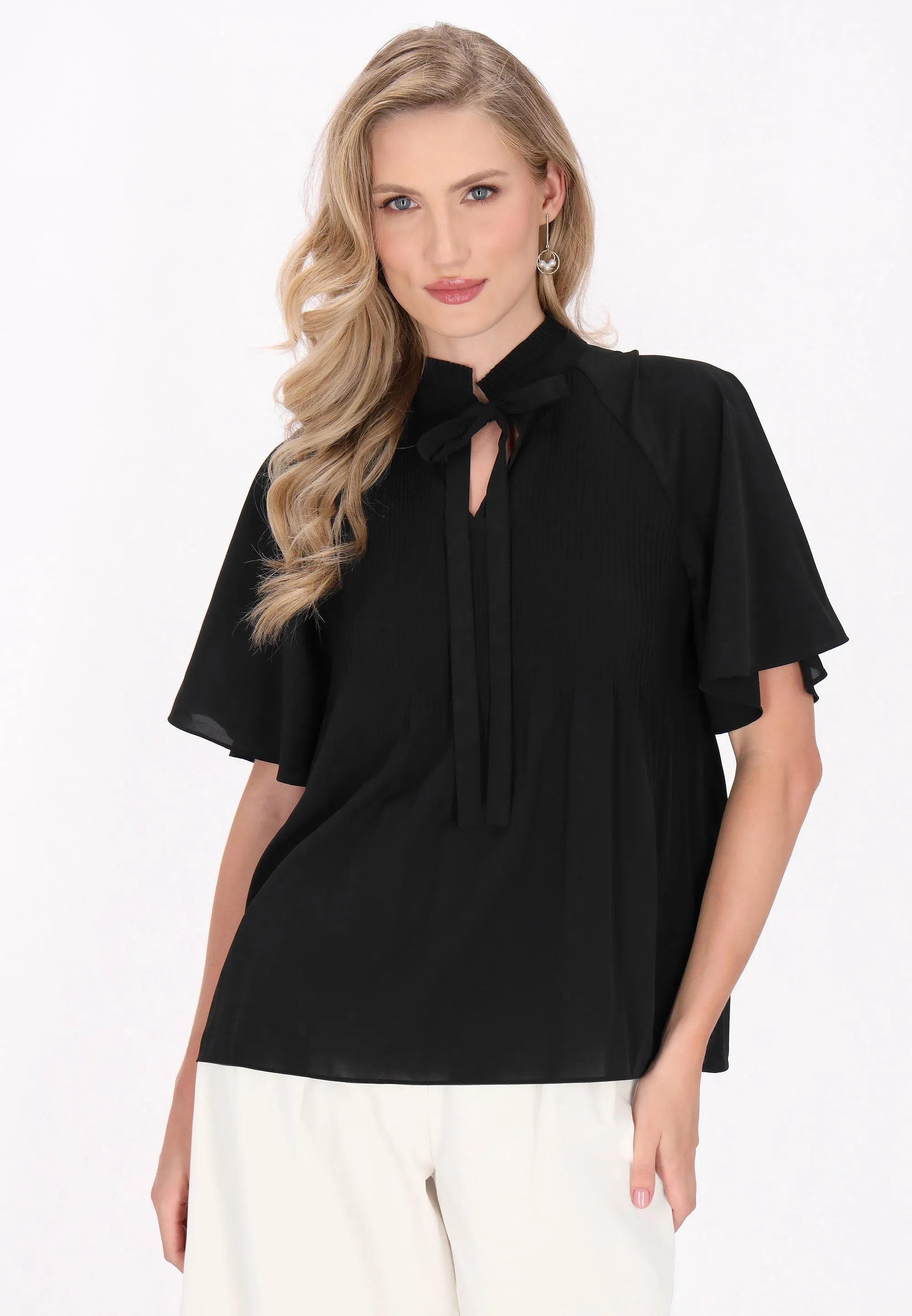DreiMaster Klassik Women's Blouse sold by DreiMaster product image thumbnail 3