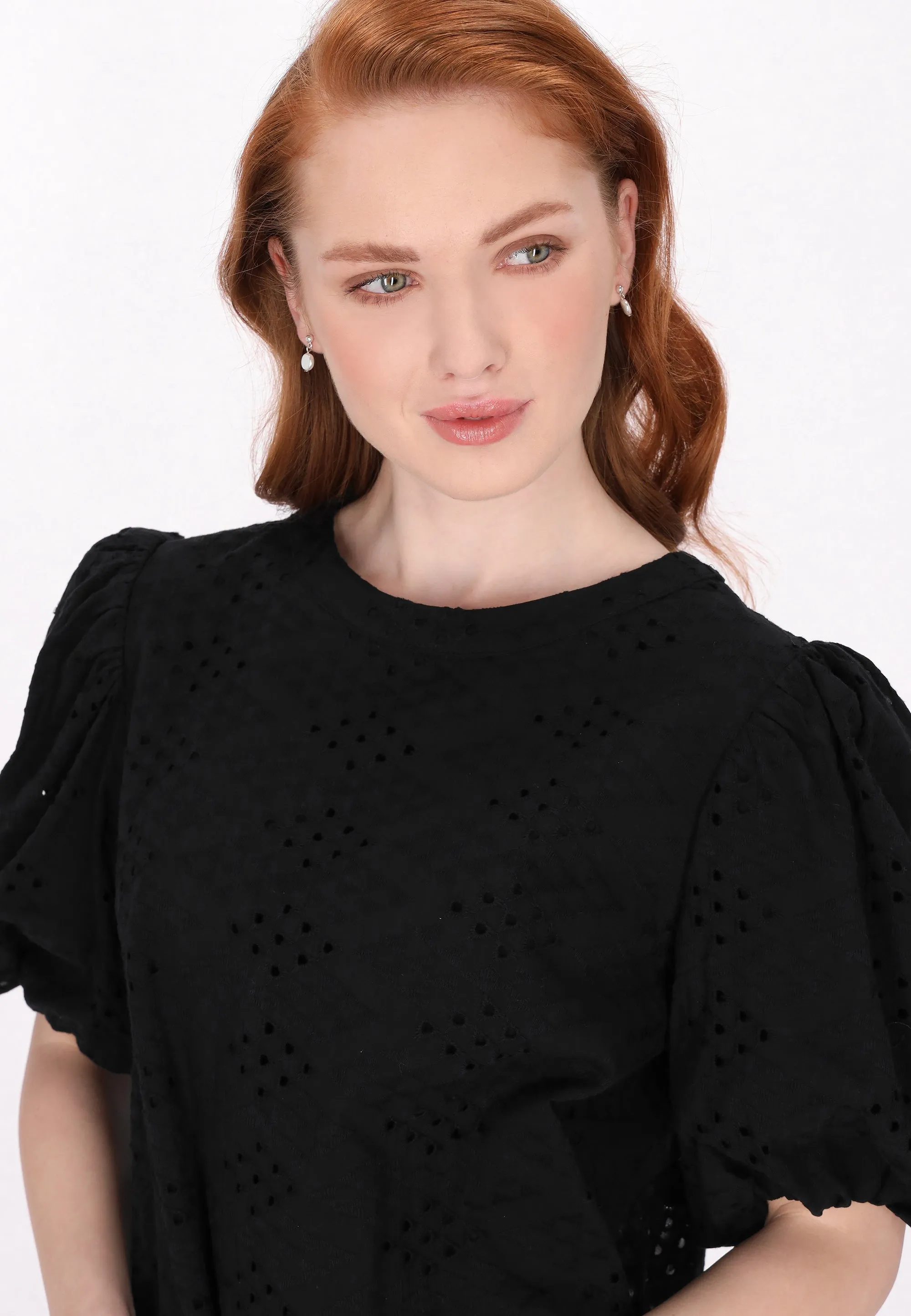 DreiMaster Klassik Women's Blouse sold by DreiMaster product image thumbnail 5