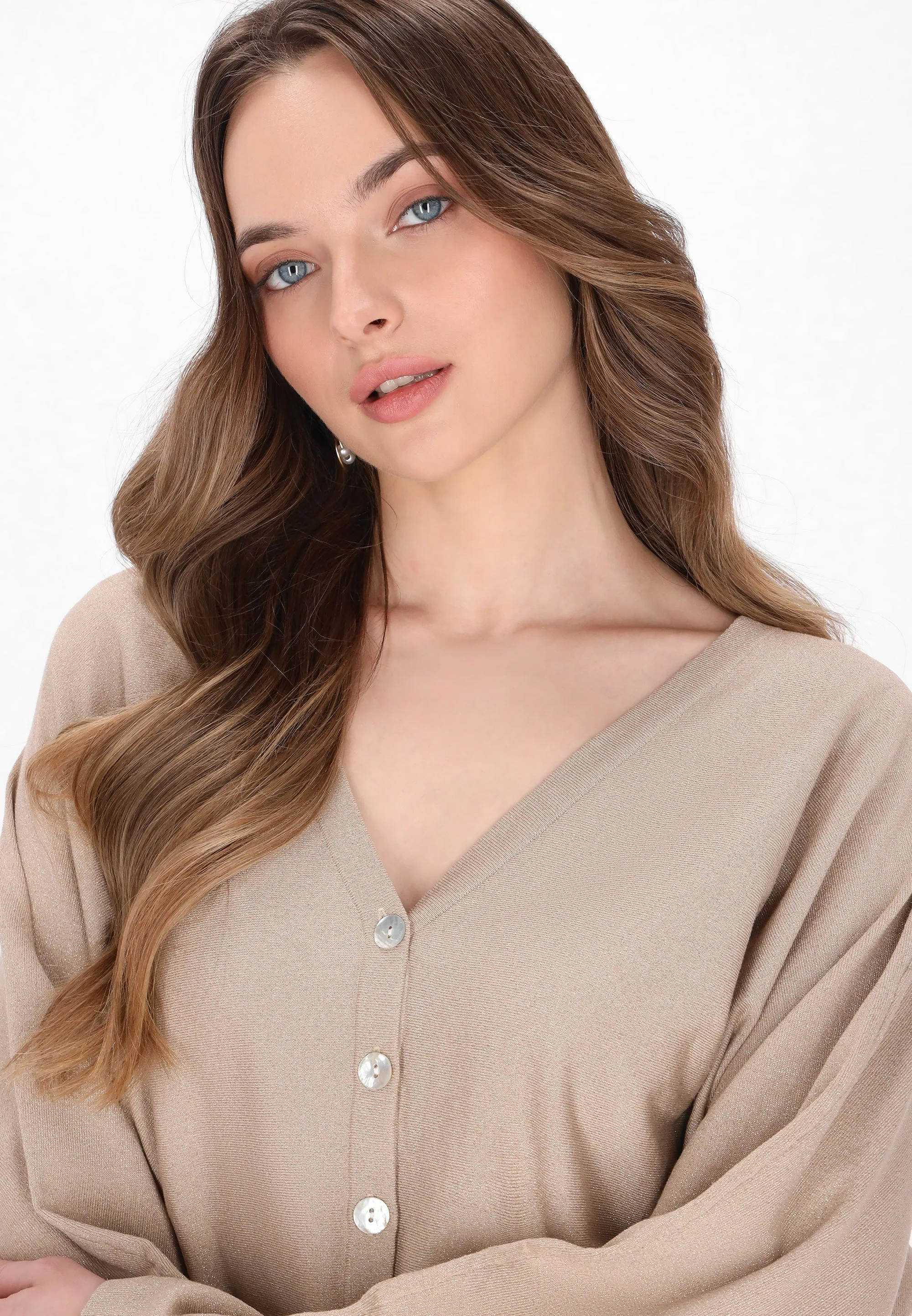 DreiMaster Klassik Cardigan sold by DreiMaster product image thumbnail 5
