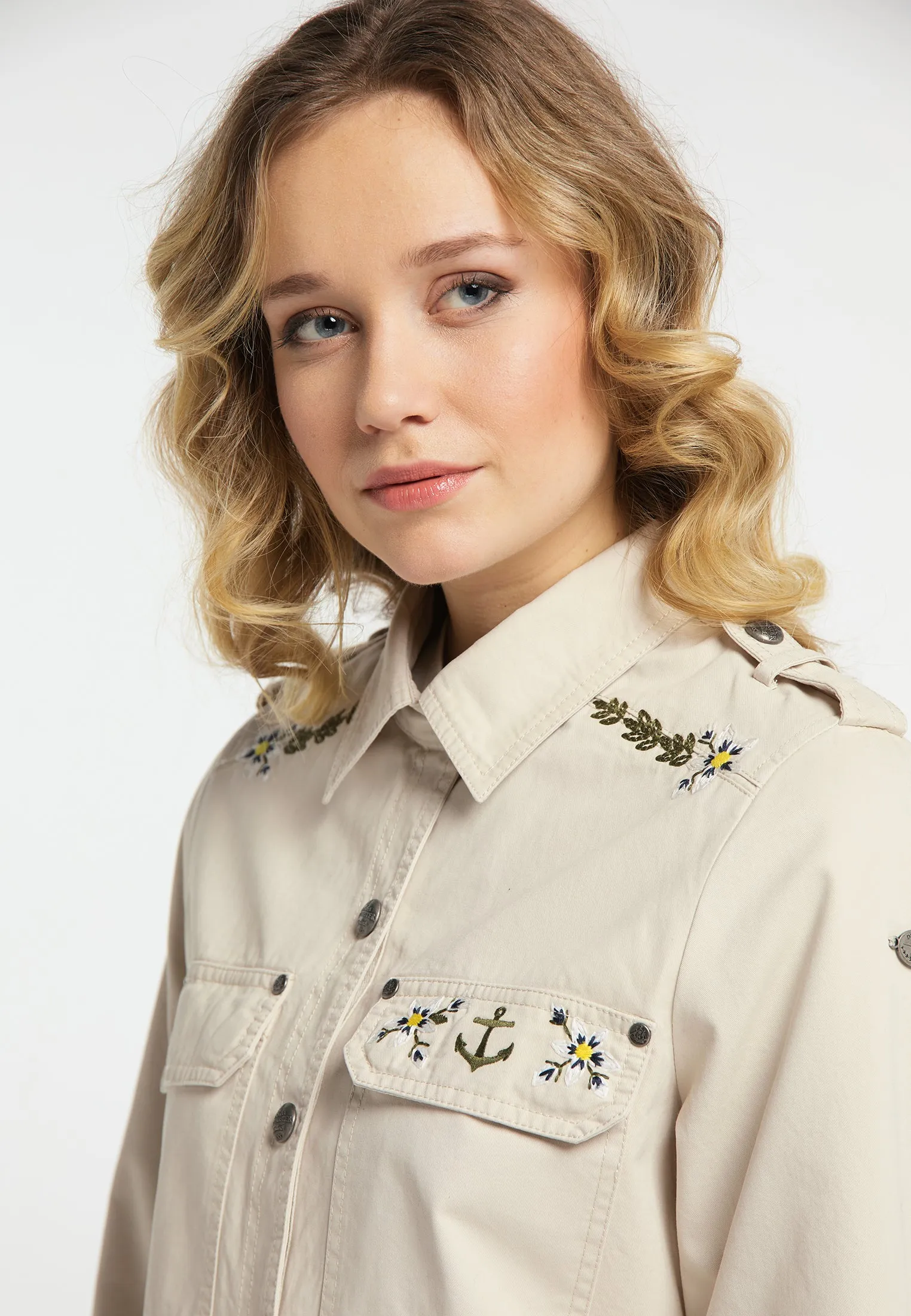 DreiMaster Vintage Women's Ghtweight Jacket sold by DreiMaster product image thumbnail 5