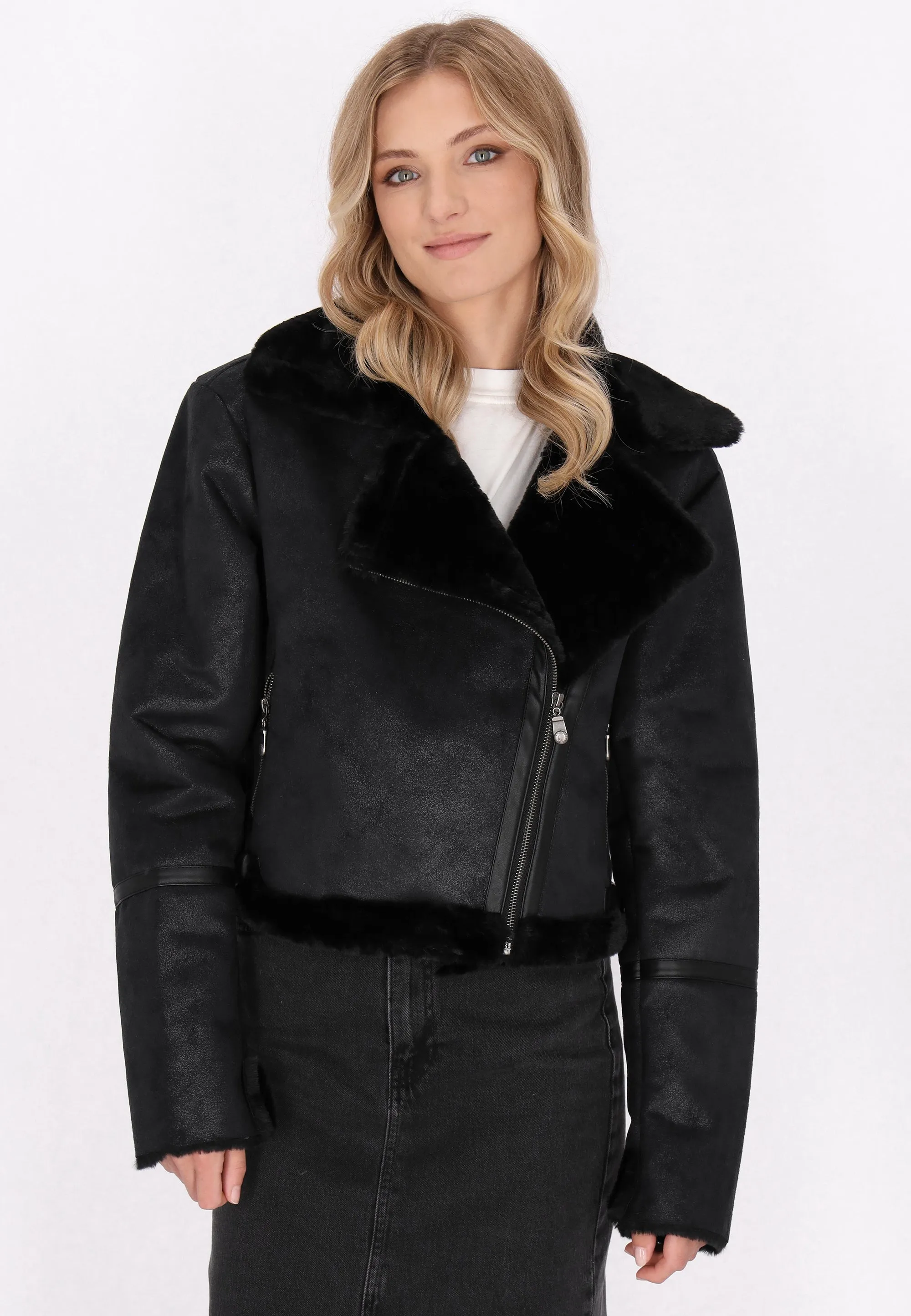 DreiMaster Vintage Women's Jacket sold by DreiMaster product image thumbnail 3