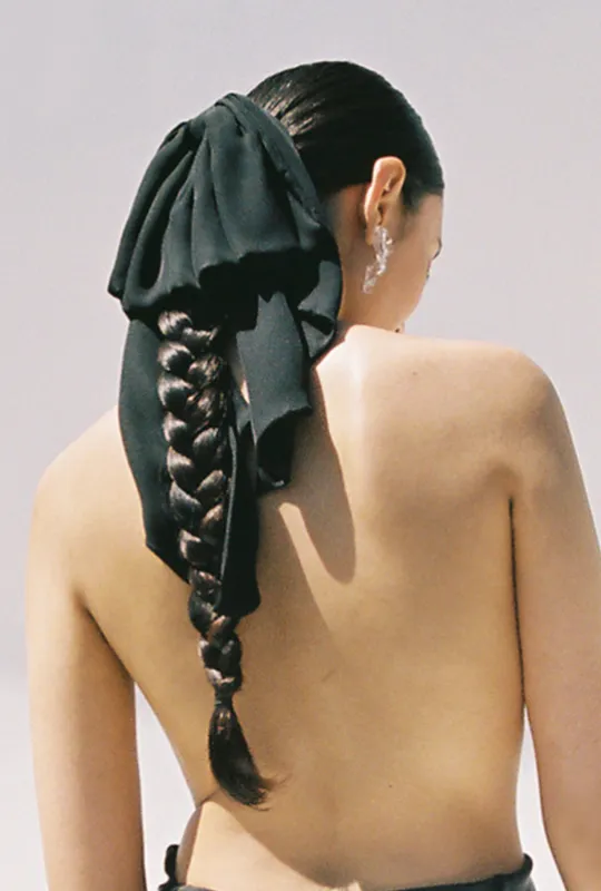 Silk Bow - Black made by Kamperett