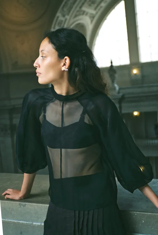Meiere Blouse - Black made by Kamperett