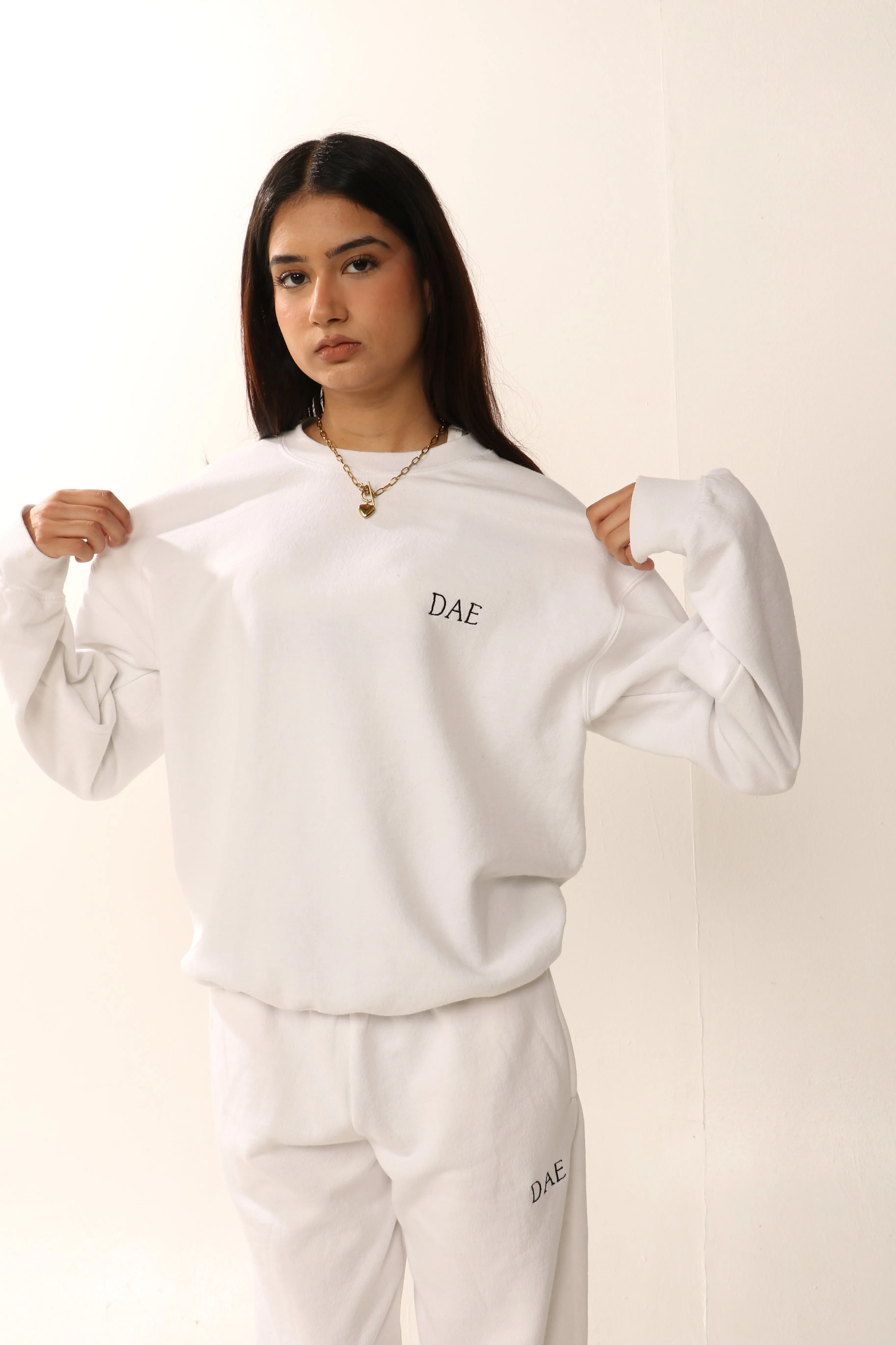 DAE Classic Sweatshirt - White sold by DAE product image thumbnail 4