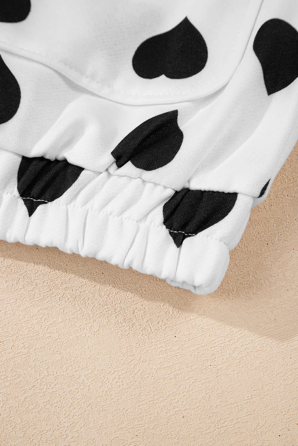 White Double Flap Pocket Heart Print Collar Zip Jacket sold by eAura product image thumbnail 5