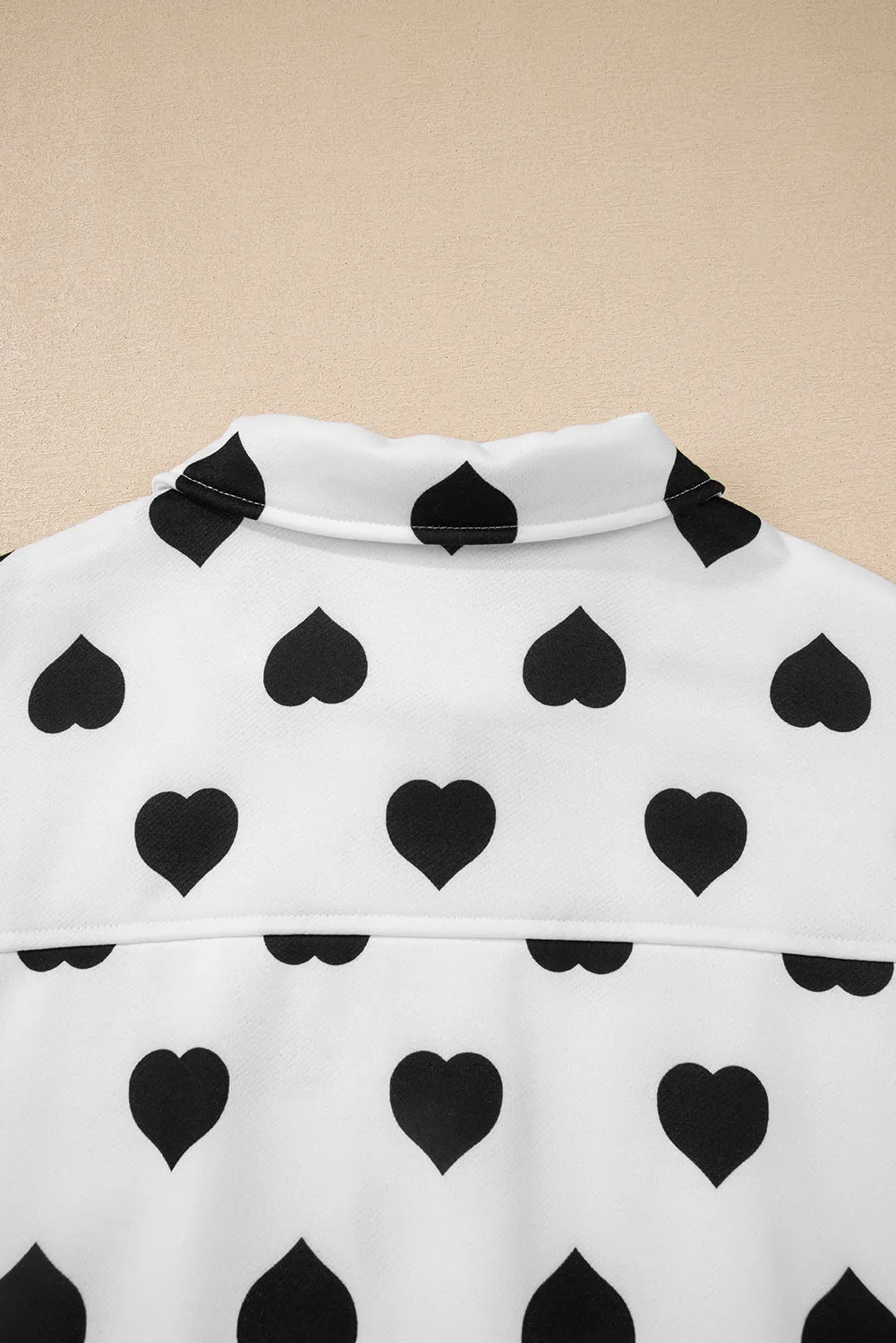 White Double Flap Pocket Heart Print Collar Zip Jacket sold by eAura product image thumbnail 4