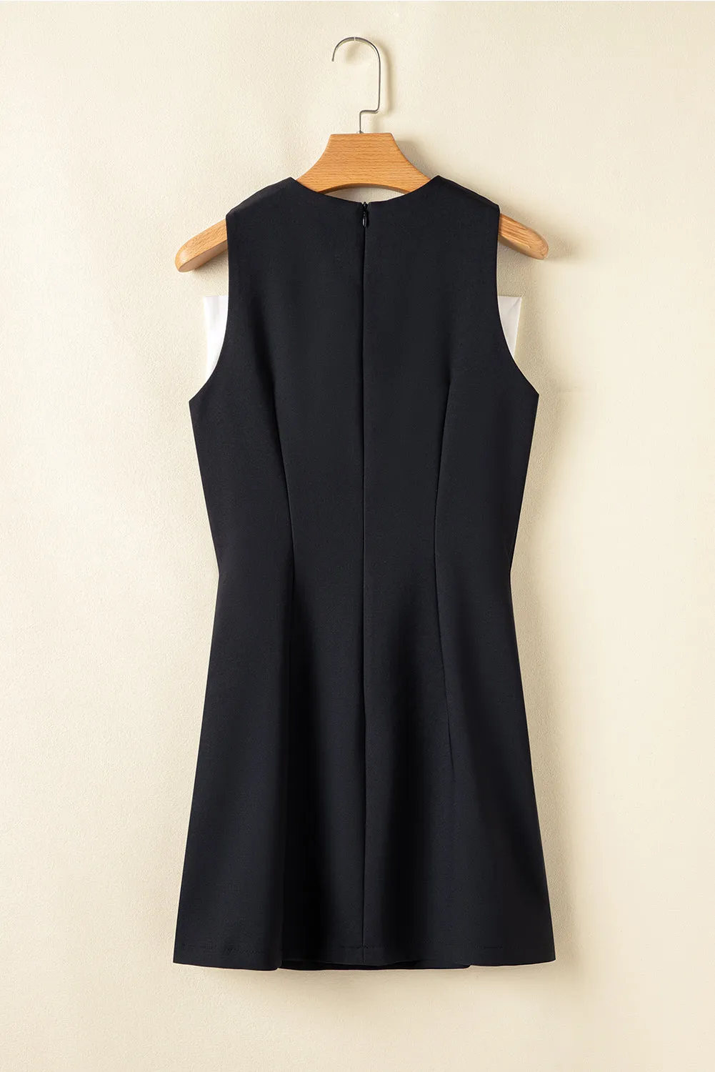 Black Contrast Bowknot Applique Crew Neck Sleeveless Mini Dress sold by eAura product image thumbnail 5