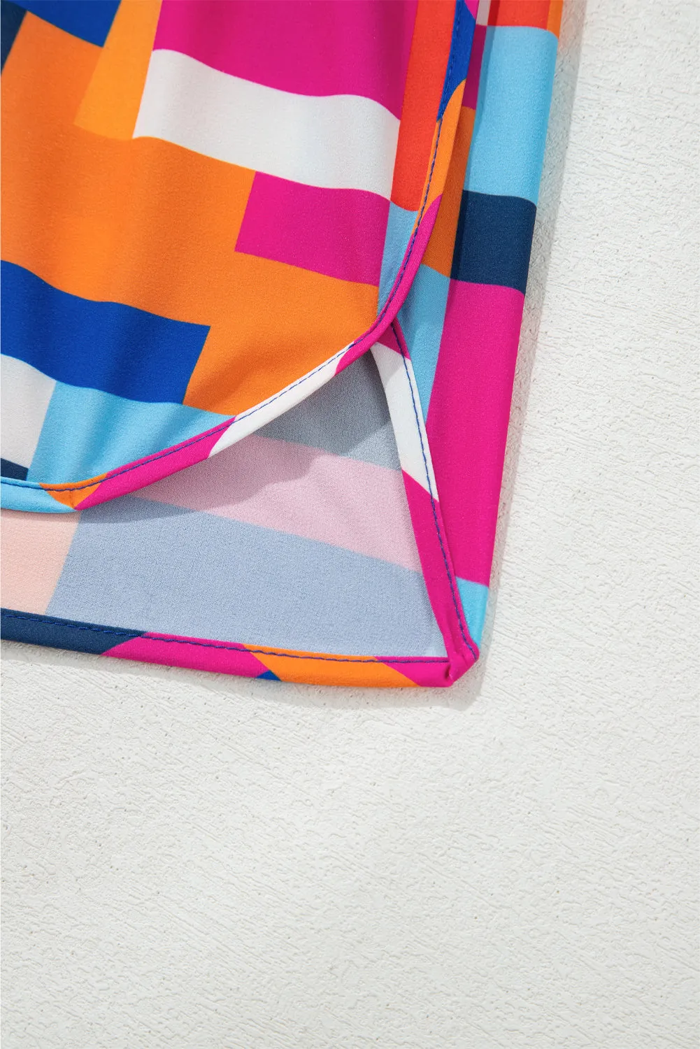 Rose Geometric Printed Drawstring Waist Beach Shorts with Pockets sold by eAura product image thumbnail 2