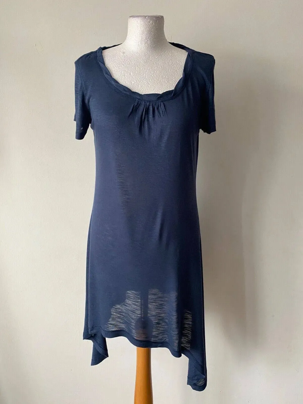 FatFace Cap Sleeve Hanky Hem Jersey Top Sizes 8, 12, 16, 18 sold by eAura