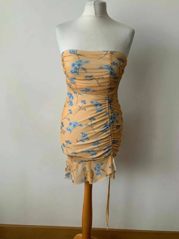 PrettyLittleThing Yellow Ditsy Floral Mesh Ruched Frill Edge Bandeau Bdoycon Dre sold by eAura