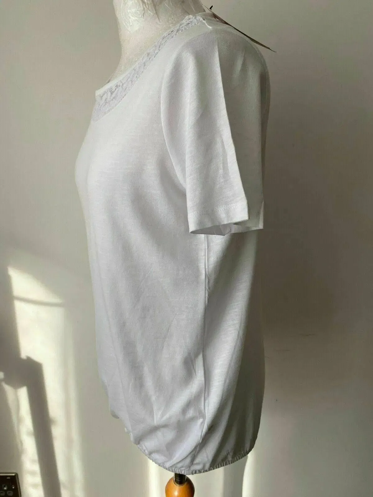 Tu White T-Shirt Sizes 10 22 Crochet Neckline bubble hem 10 22 sold by eAura product image thumbnail 4