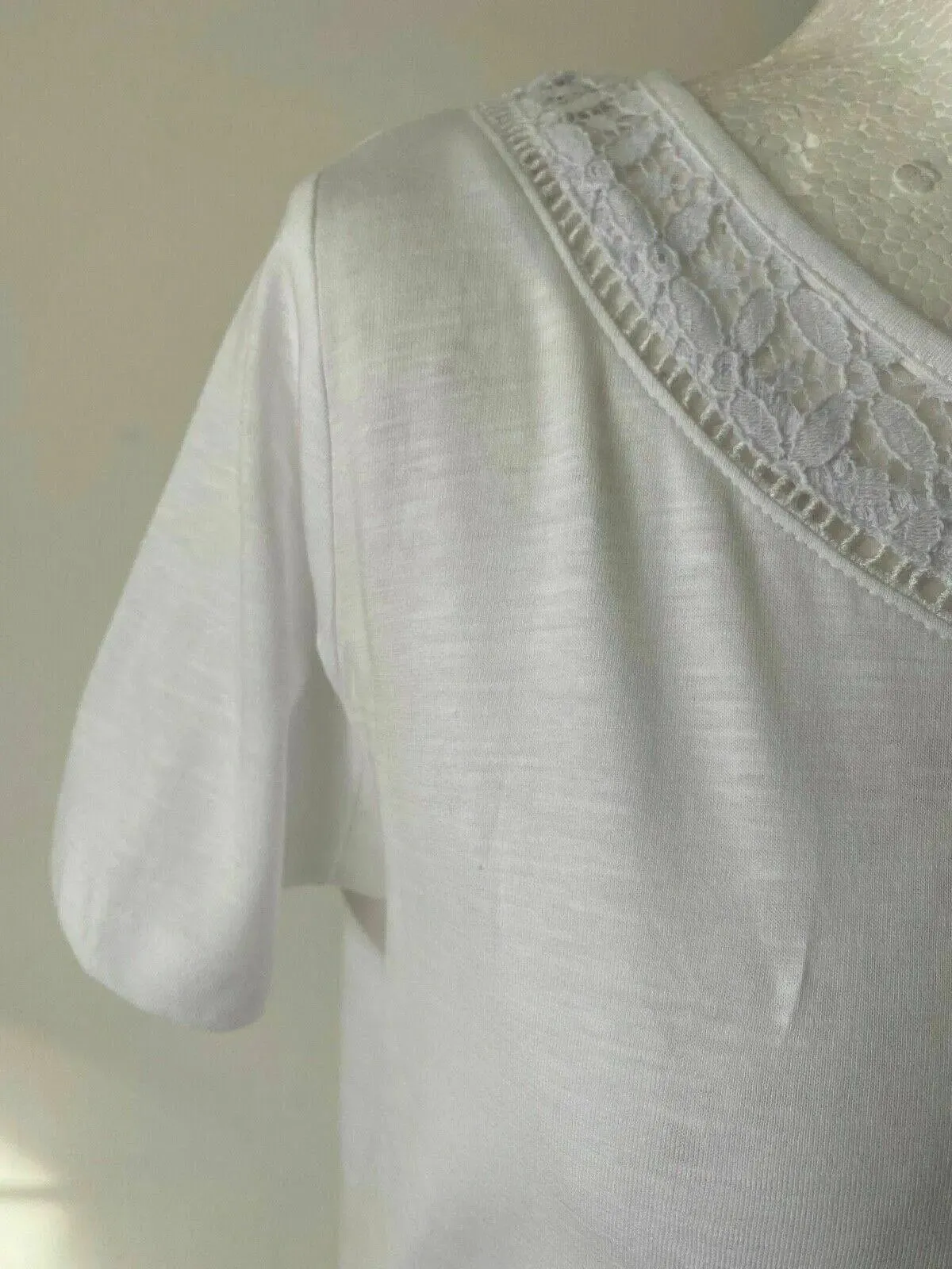 Tu White T-Shirt Sizes 10 22 Crochet Neckline bubble hem 10 22 sold by eAura product image thumbnail 2