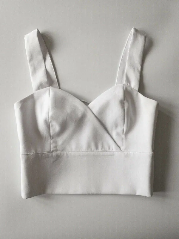 Runaway The Label Alicia Crop Top Sizes 6, 12 White sold by eAura