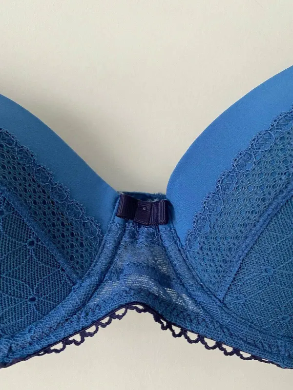 EX. M&S Balcony Bra Blue Sizes available 34B 32C Geo Mesh sold by eAura