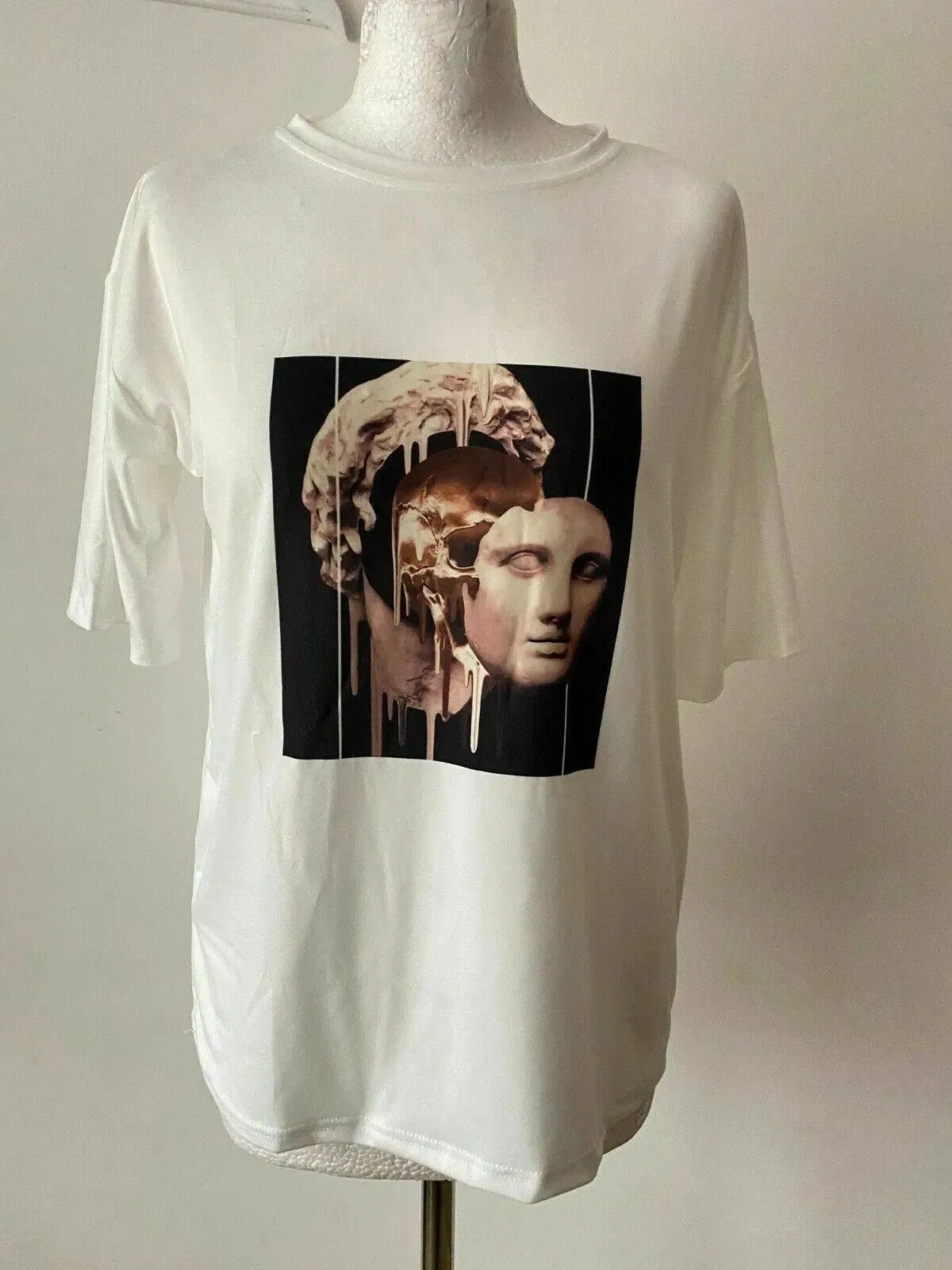 Joom Medusa Print White T-Shirt Size M 10 sold by eAura