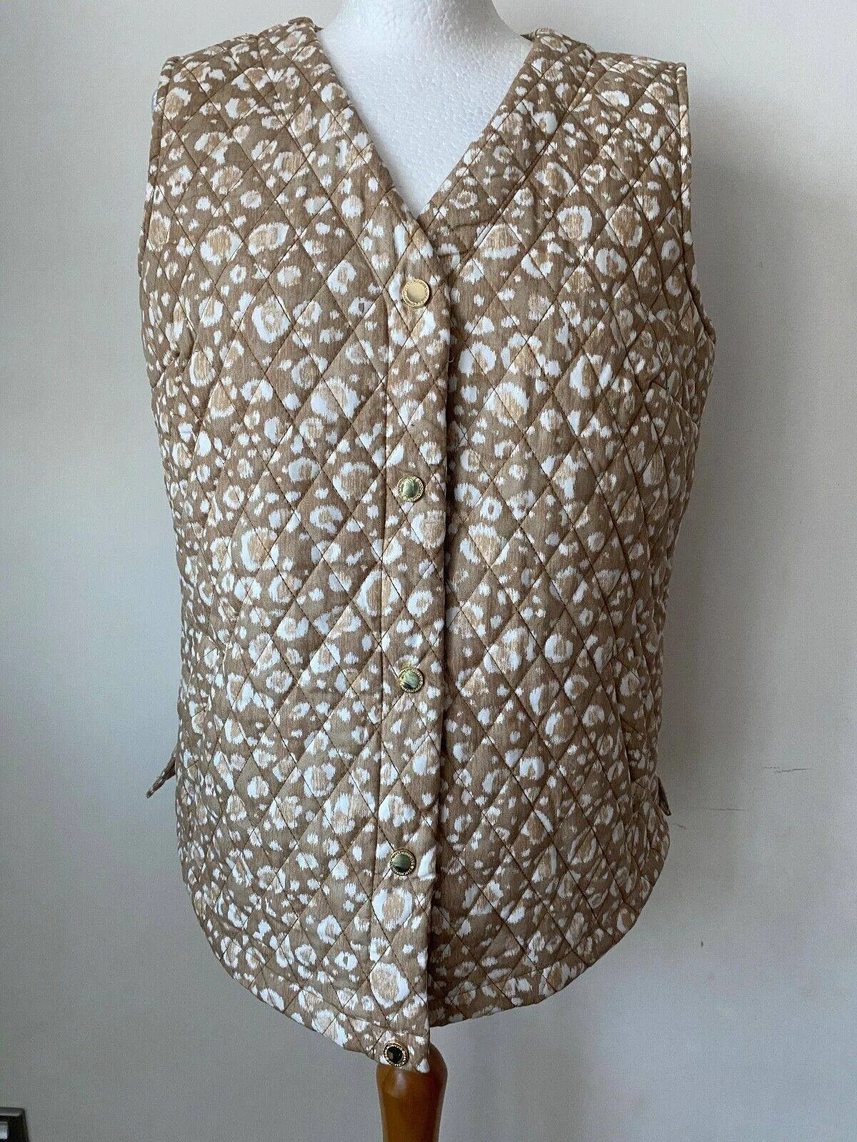 Isaac Mizrahi Live! Quilted Cotton Vest Gilet sold by eAura product image thumbnail 4