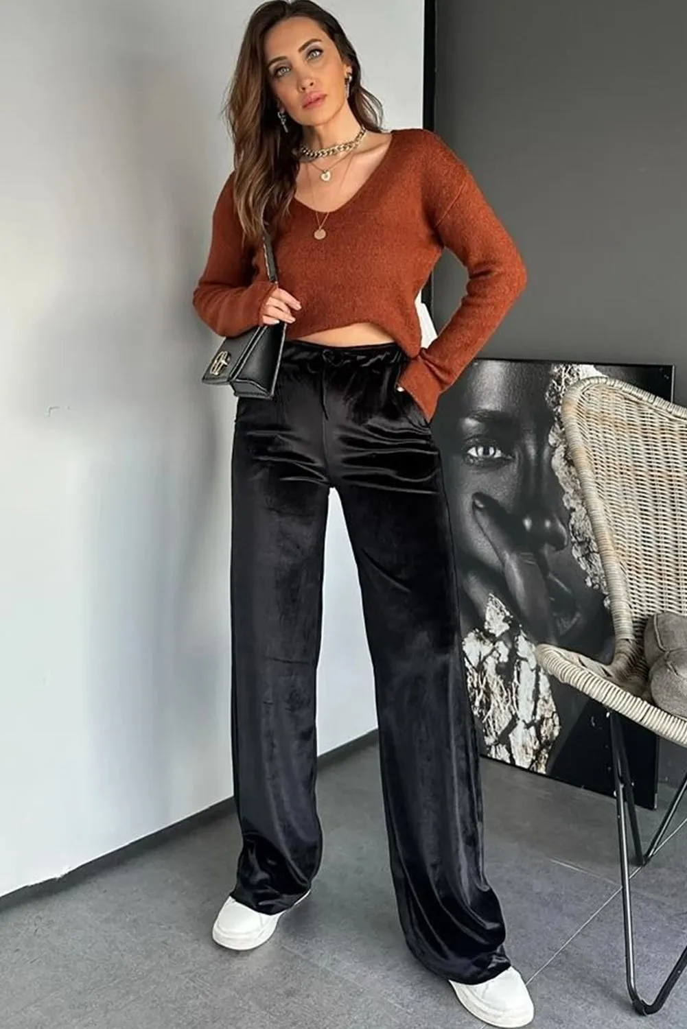 Velvet Drawstring High Waist Straight Leg Casual Trousers sold by eAura product image thumbnail 4