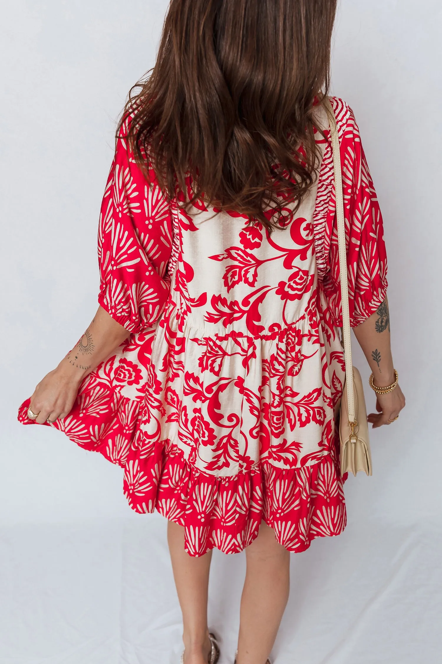Collared V-Neck Half Sleeve Loose Floral Mini Dress sold by eAura product image thumbnail 4