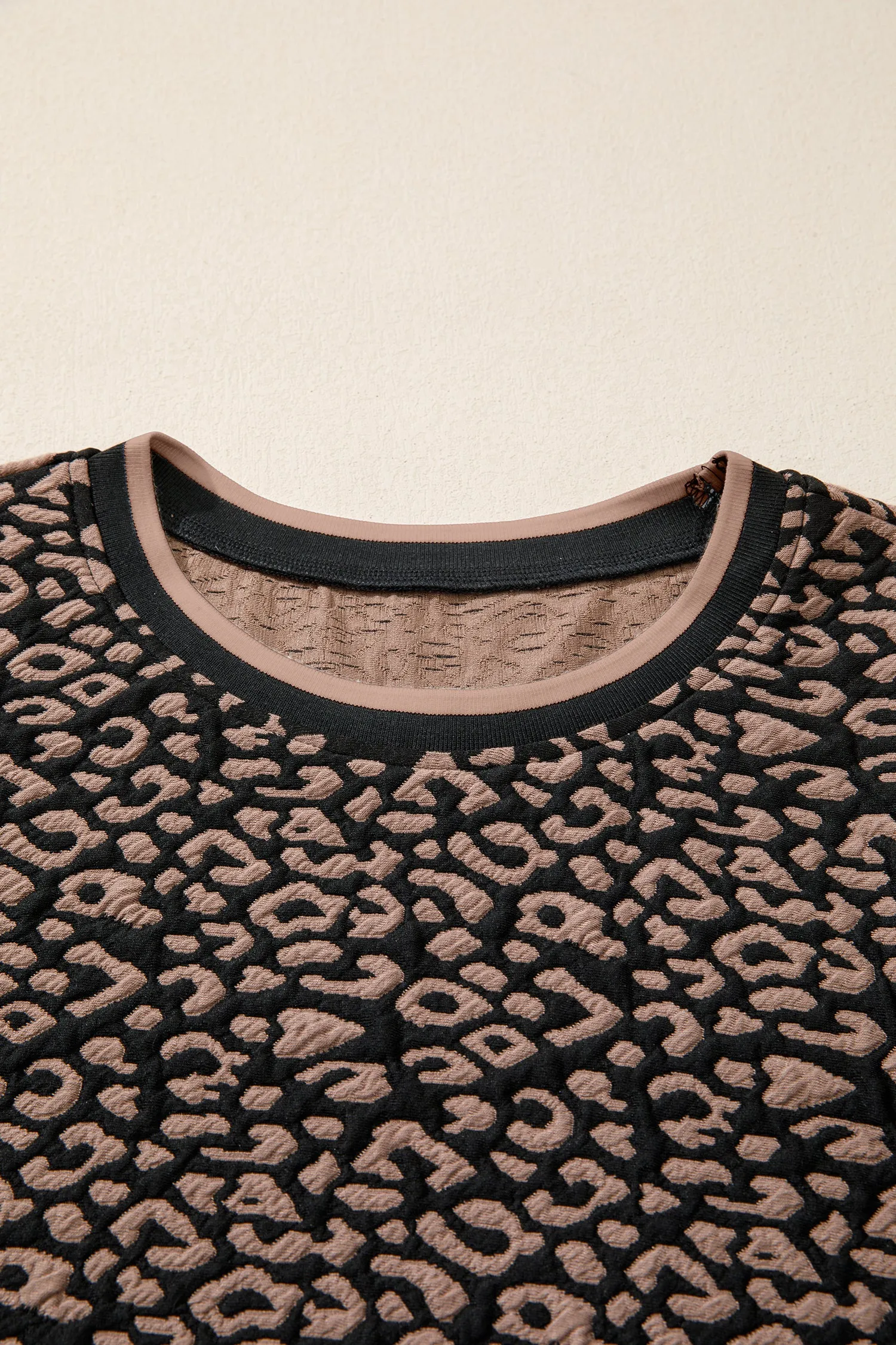 Black Leopard Print Bubble Sleeve Shift Mini Dress sold by eAura product image thumbnail 5