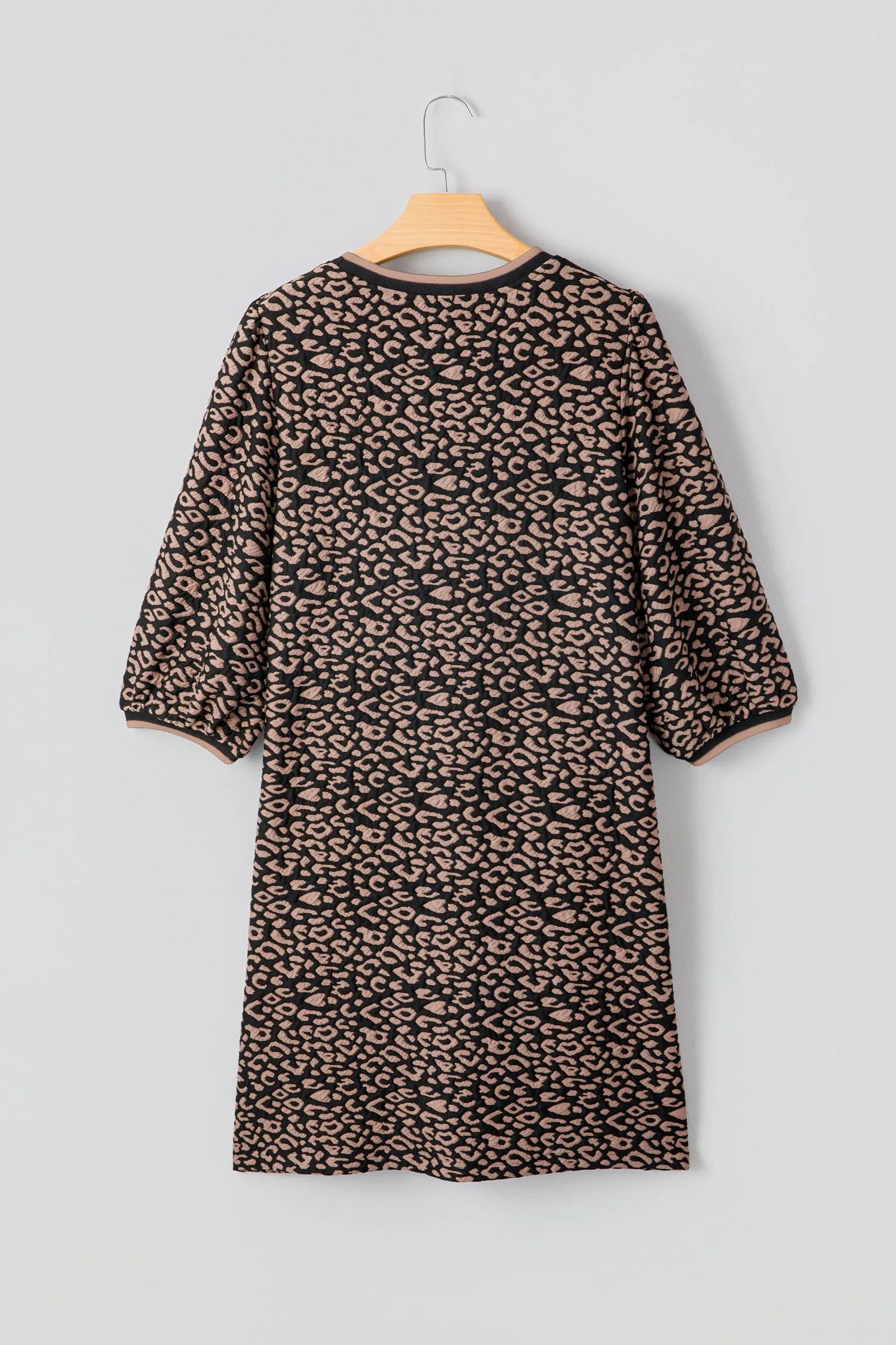 Black Leopard Print Bubble Sleeve Shift Mini Dress sold by eAura product image thumbnail 4