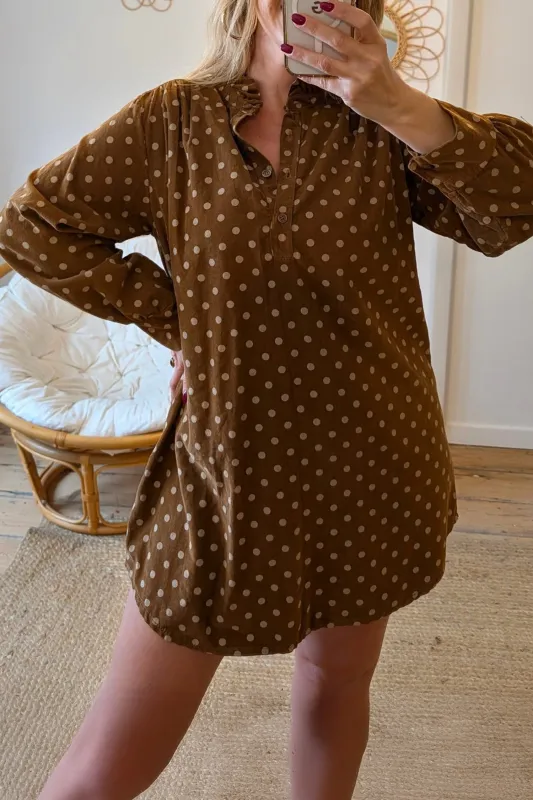 Polka Dot V Neck Long Sleeve Button Shift Dress – Brown made by eAura