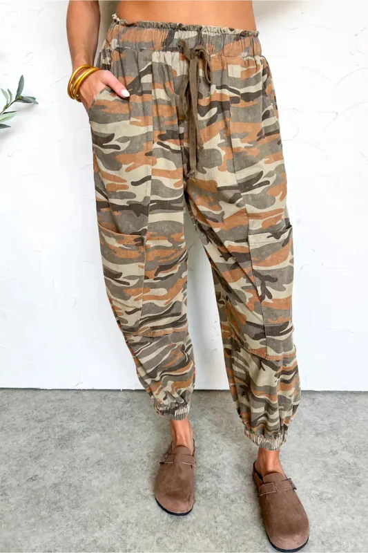 Camouflage Printed Drawstring Elastic Waist Jogger Pants – Green made by eAura