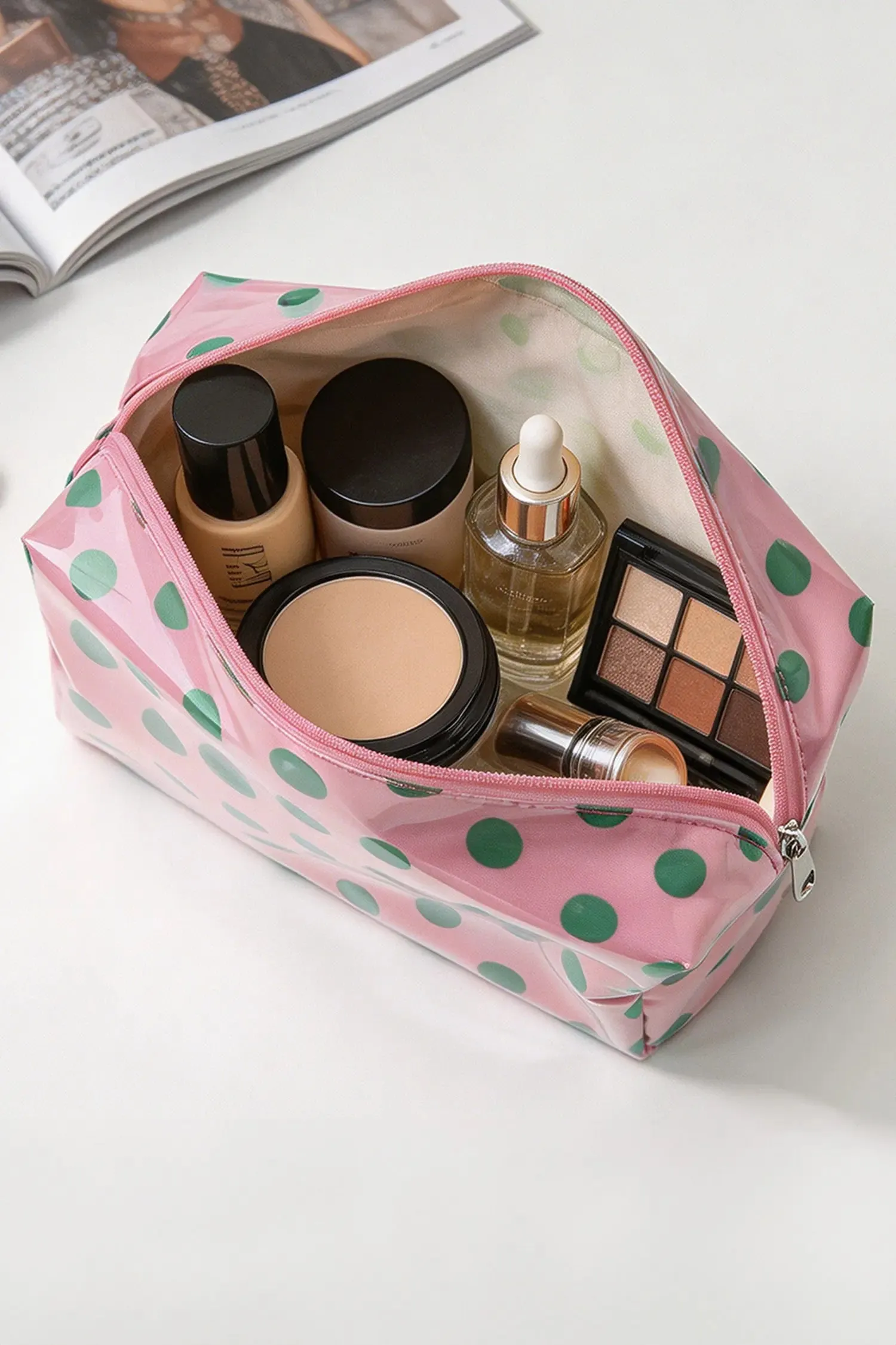 Durable PVC Polka Dot Makeup Bag – Light Pink sold by eAura product image thumbnail 4