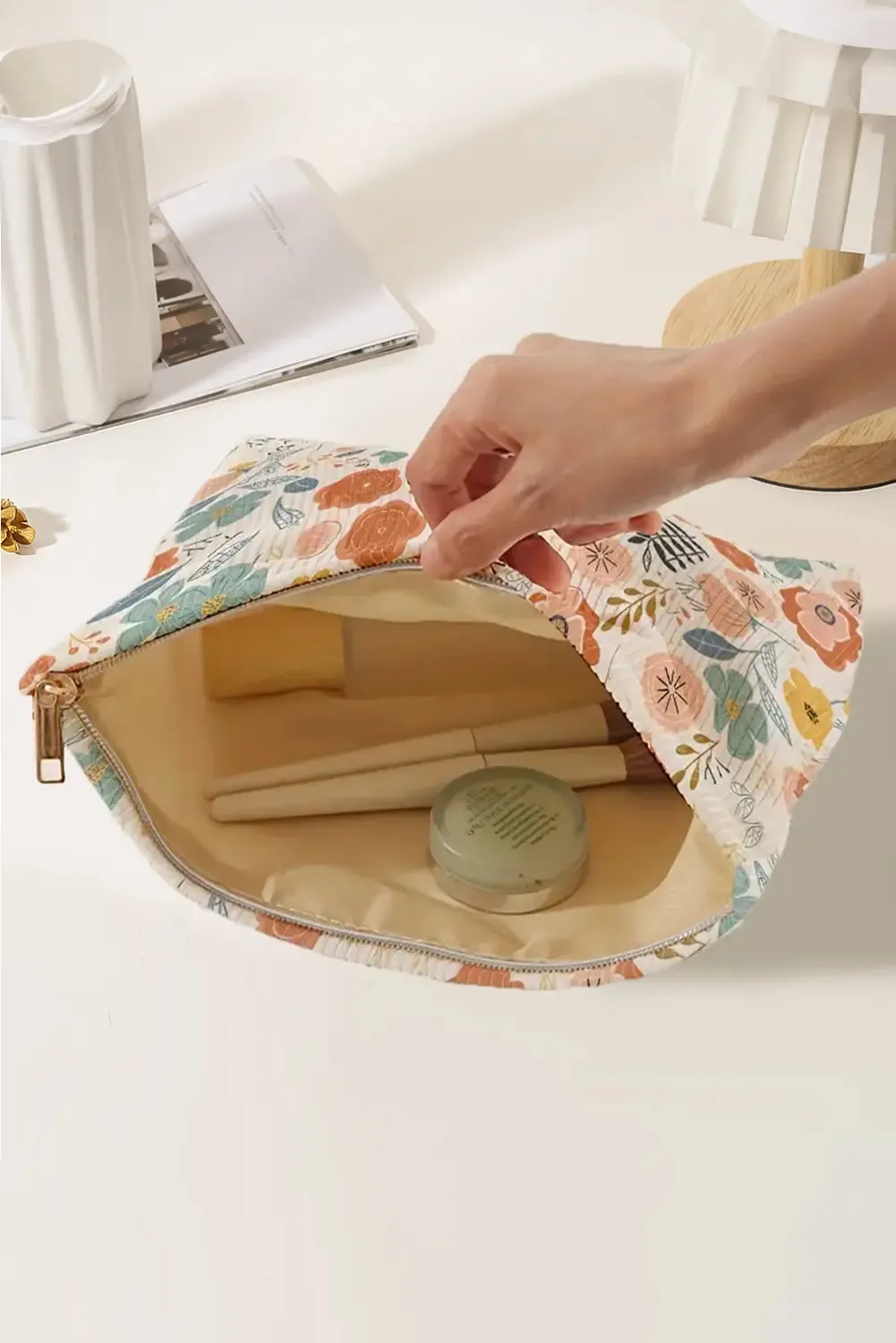 Floral Print Zipper Ribbed Cosmetic Storage Bag sold by eAura product image thumbnail 3