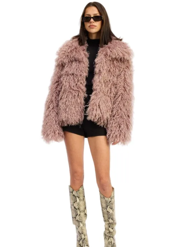 SHAGGY FAUR FUR COAT WITH COLLAR sold by Pretty Attitude