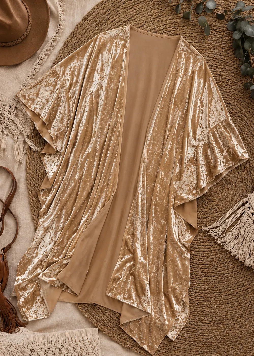 The Hendrix Gold Crushed Velvet Kimono sold by Pretty Attitude product image thumbnail 2