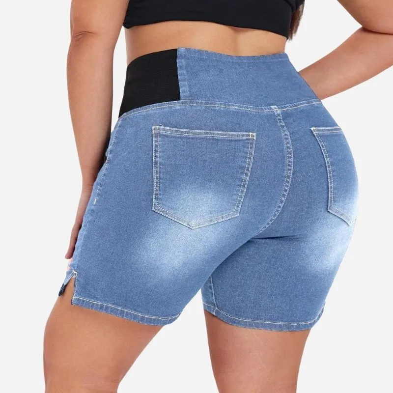 Plus Size High Waist Stretch Denim Shorts for Women Curvy Slimming Jean Shorts sold by Good American Jeans product image thumbnail 2