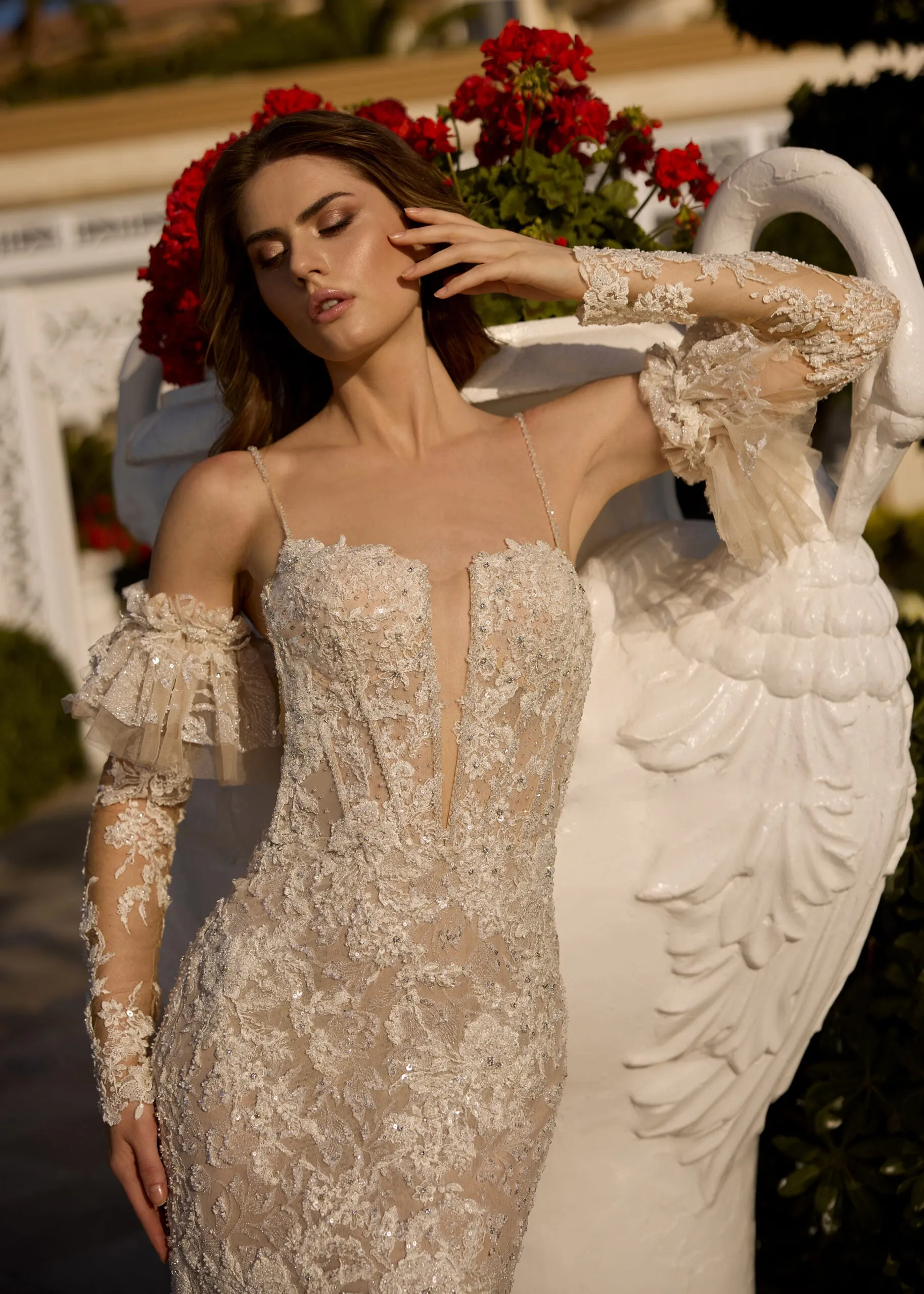 Madam Burcu Bridal Gown 5108 sold by Terry costa product image thumbnail 3