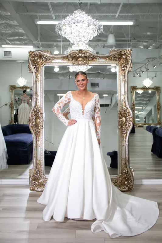 Maggie Sottero One of a Kind Bridal Gown OOAK149 made by Maggie Sottero