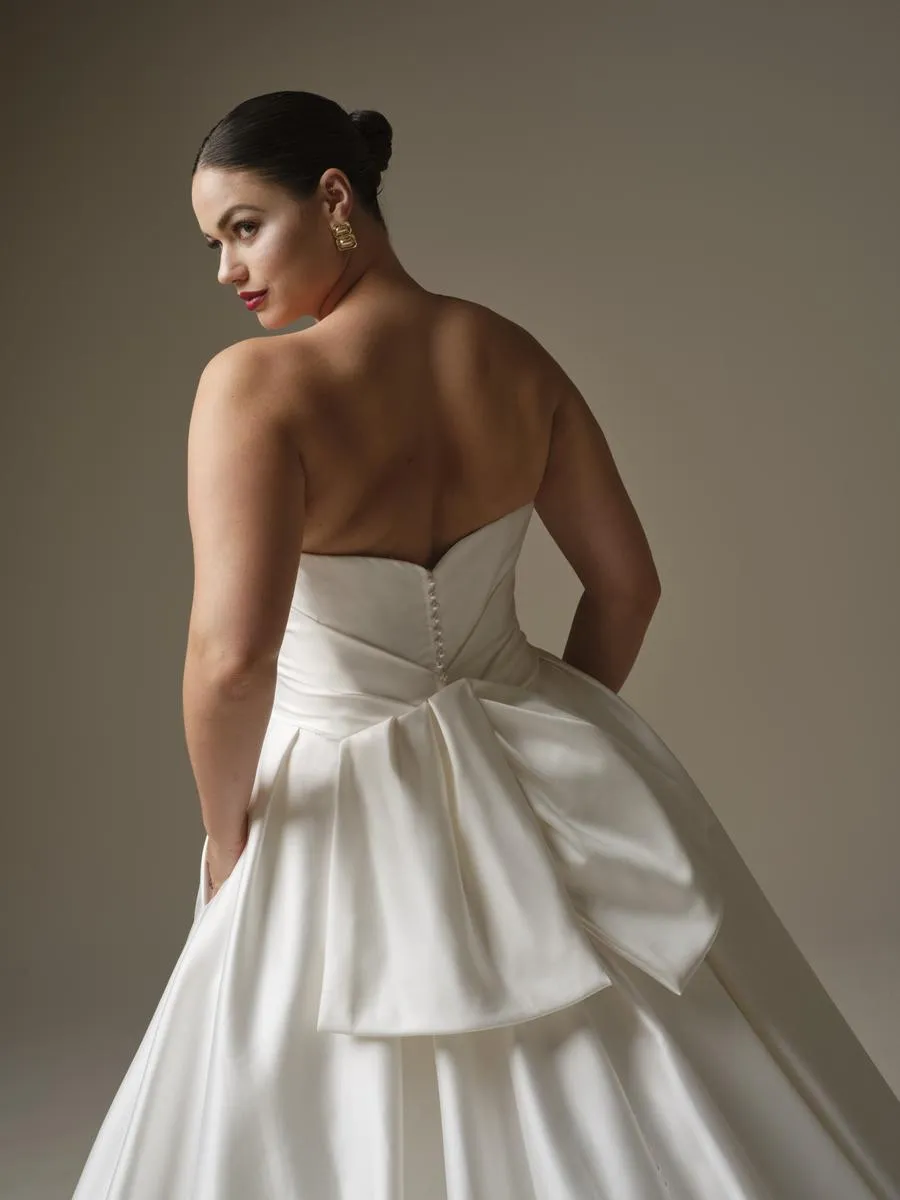 Sottero & Midgley "Kincaid" Wedding Dress 26SS414A01 sold by Terry costa product image thumbnail 4