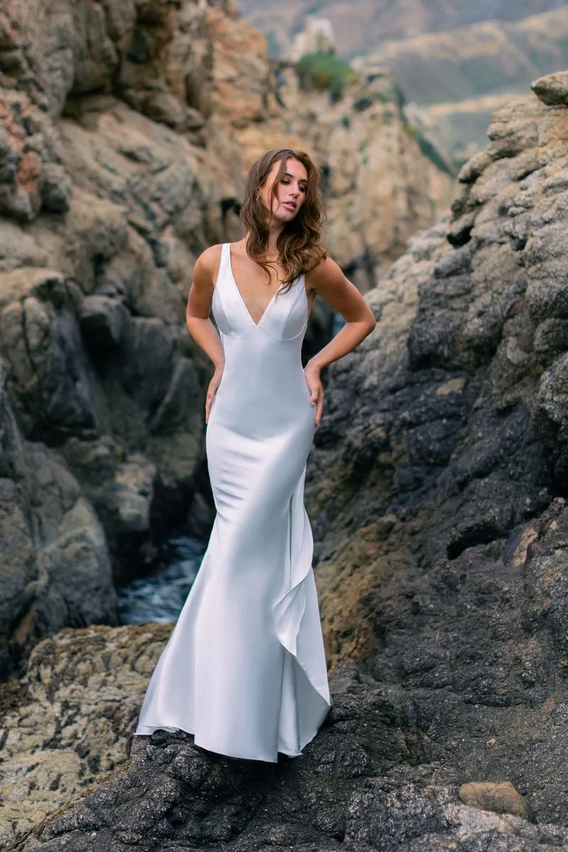 Wilderly Bride by Allure "Markee" Wedding Dress F321 sold by Terry costa product image thumbnail 2