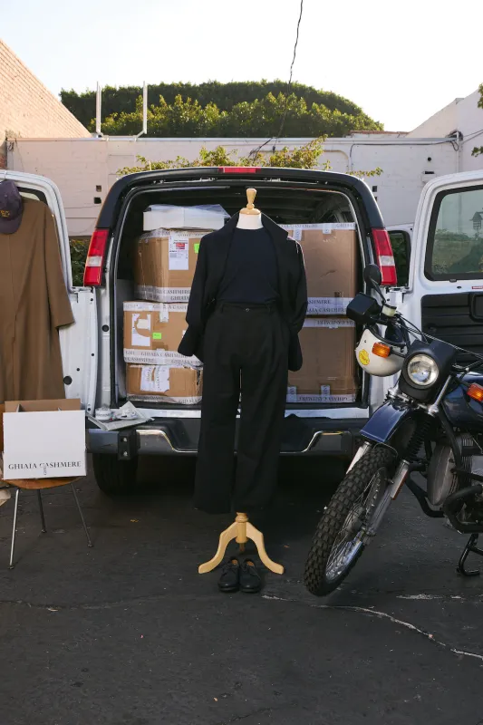 Cashmere Crewneck sold by Ghiaia Cashmere