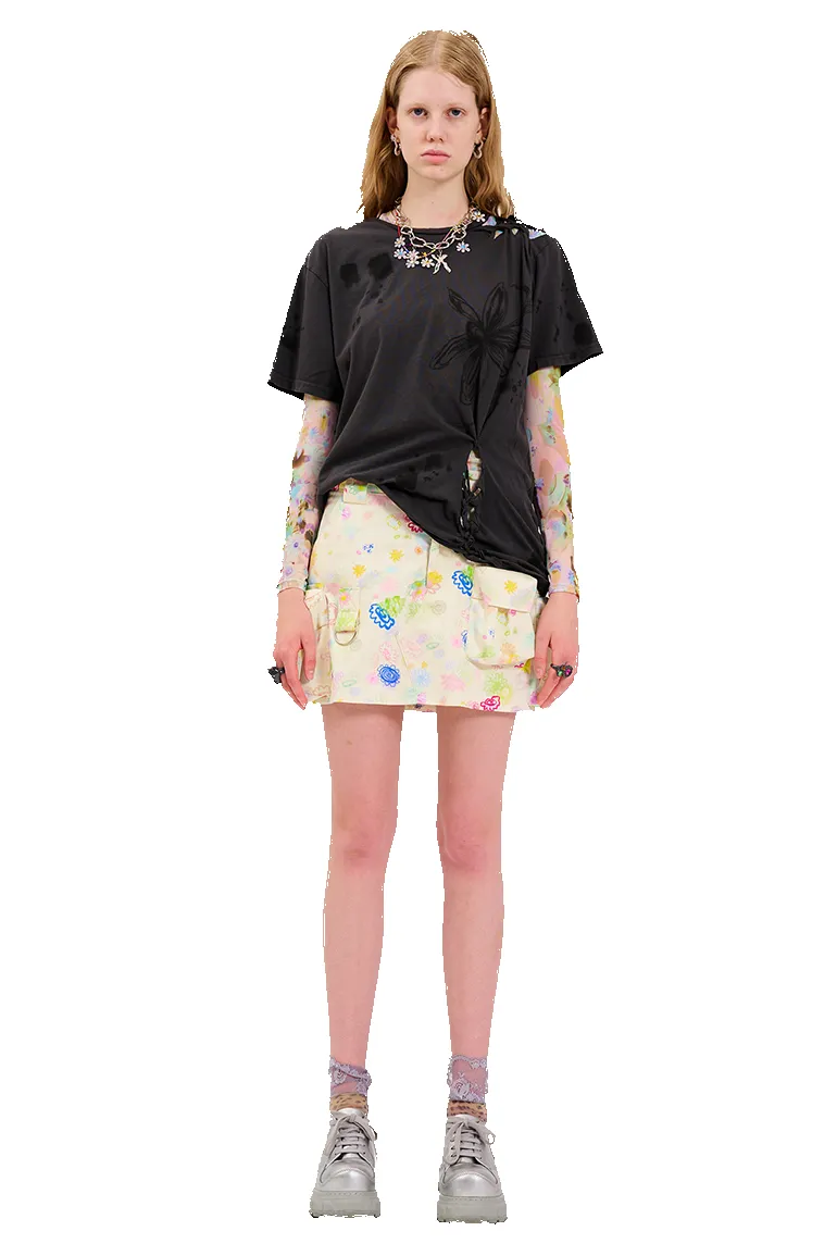 FLOWER BURST BLACK NASH TEE sold by Collina Strada