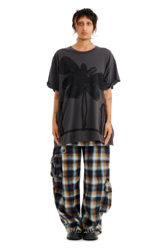 CHARCOAL FLOWER POT PAINTED TEE sold by Collina Strada