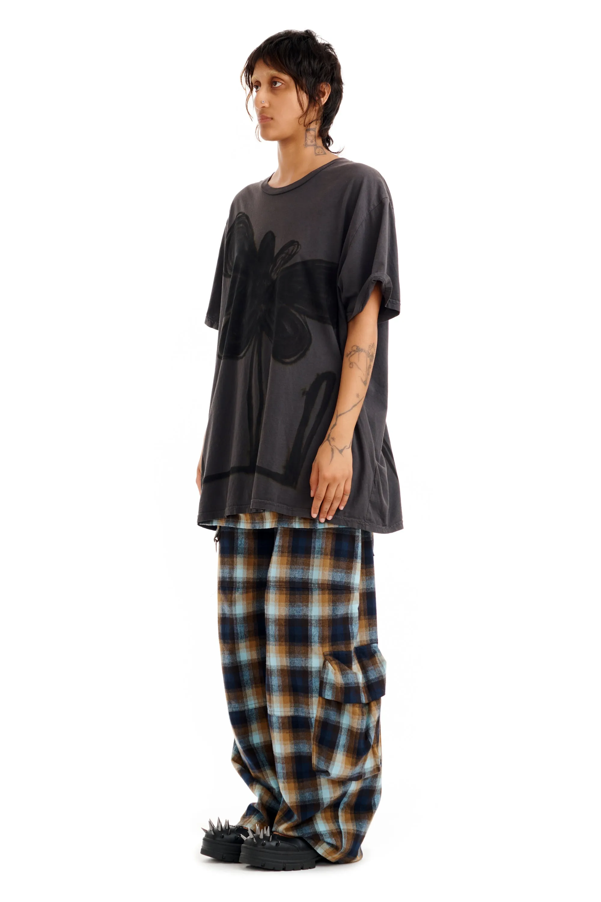 CHARCOAL FLOWER POT PAINTED TEE sold by Collina Strada product image thumbnail 3