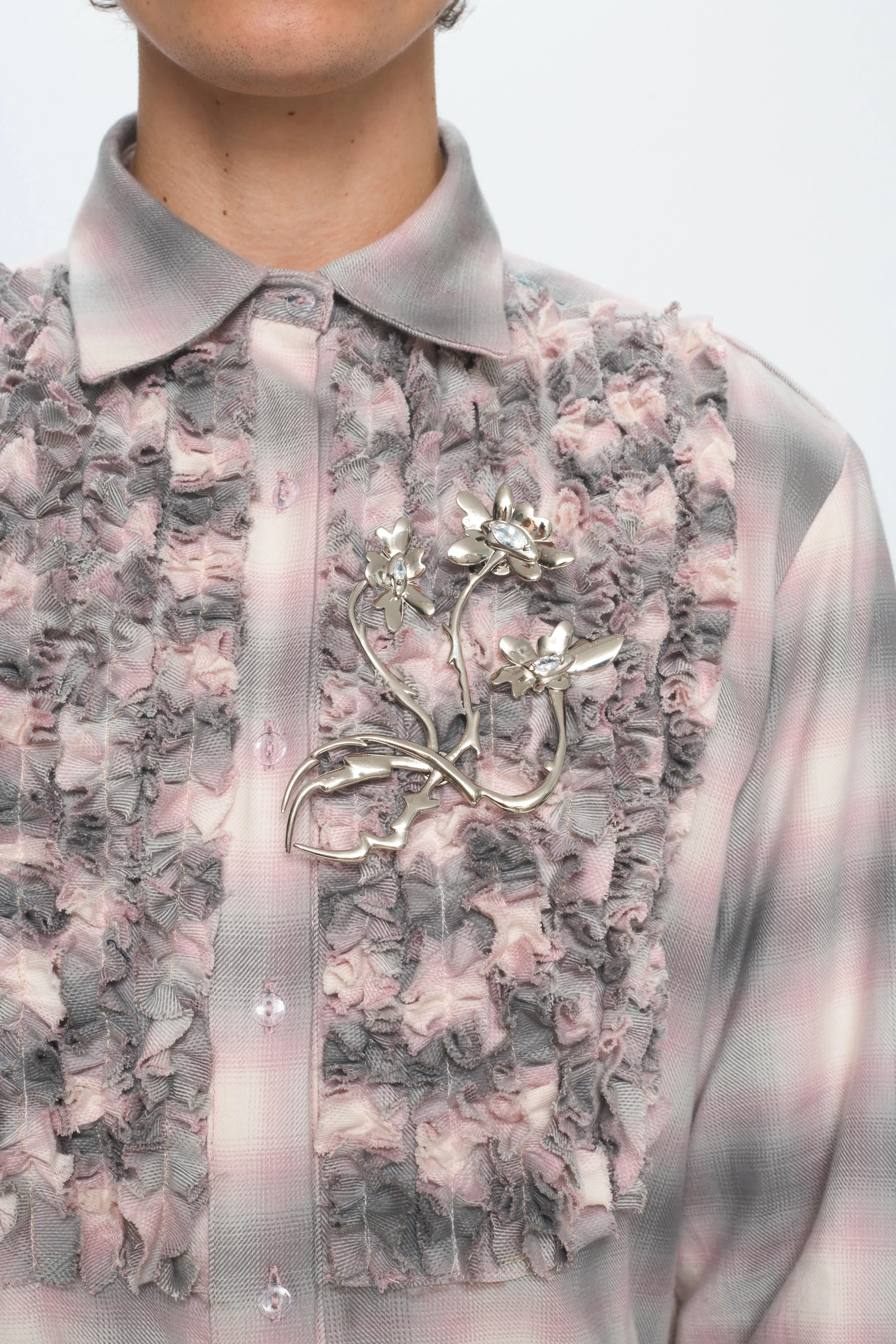 CRYSTAL CLEAR DAISY BUNCH PIN sold by Collina Strada product image thumbnail 2