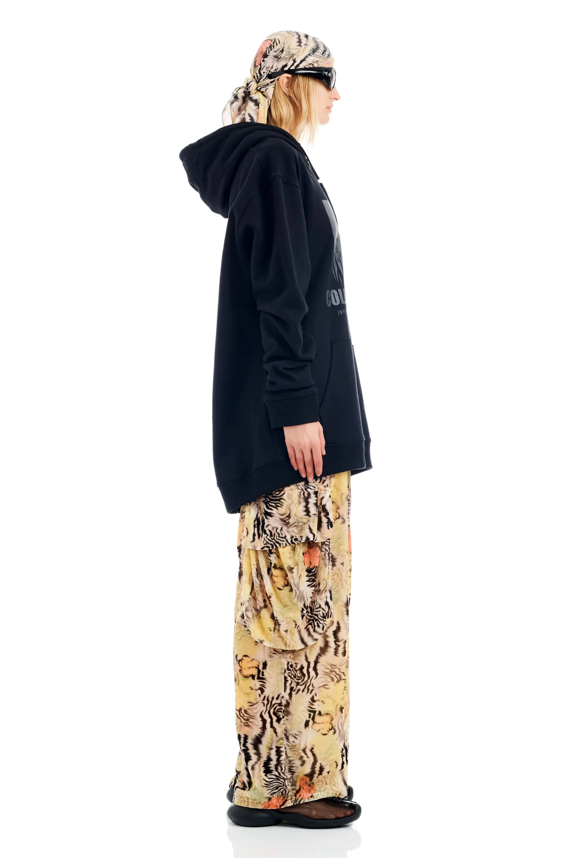 BLACK LANDSCAPE GRAPHIC HOODIE sold by Collina Strada product image thumbnail 4