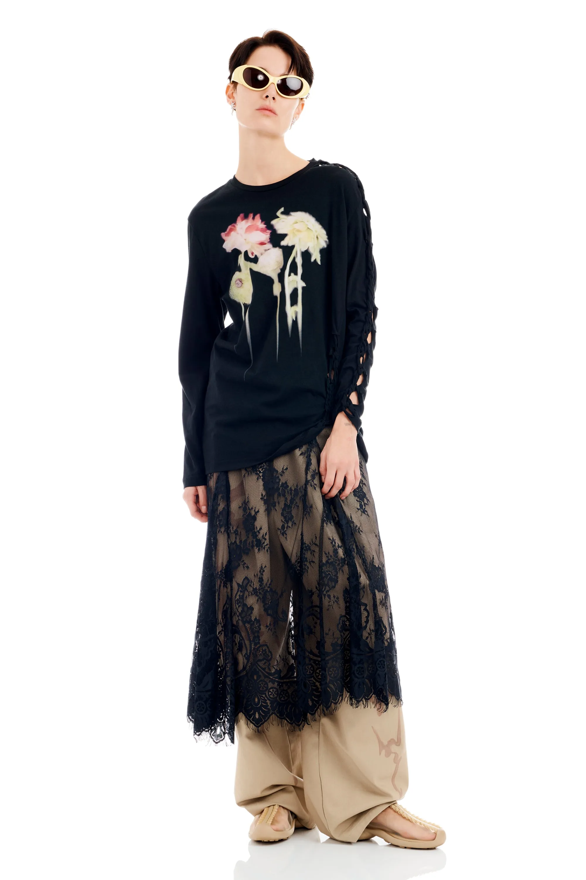 BLACK FLOWER DRIP TOSH L/S TEE sold by Collina Strada product image thumbnail 5