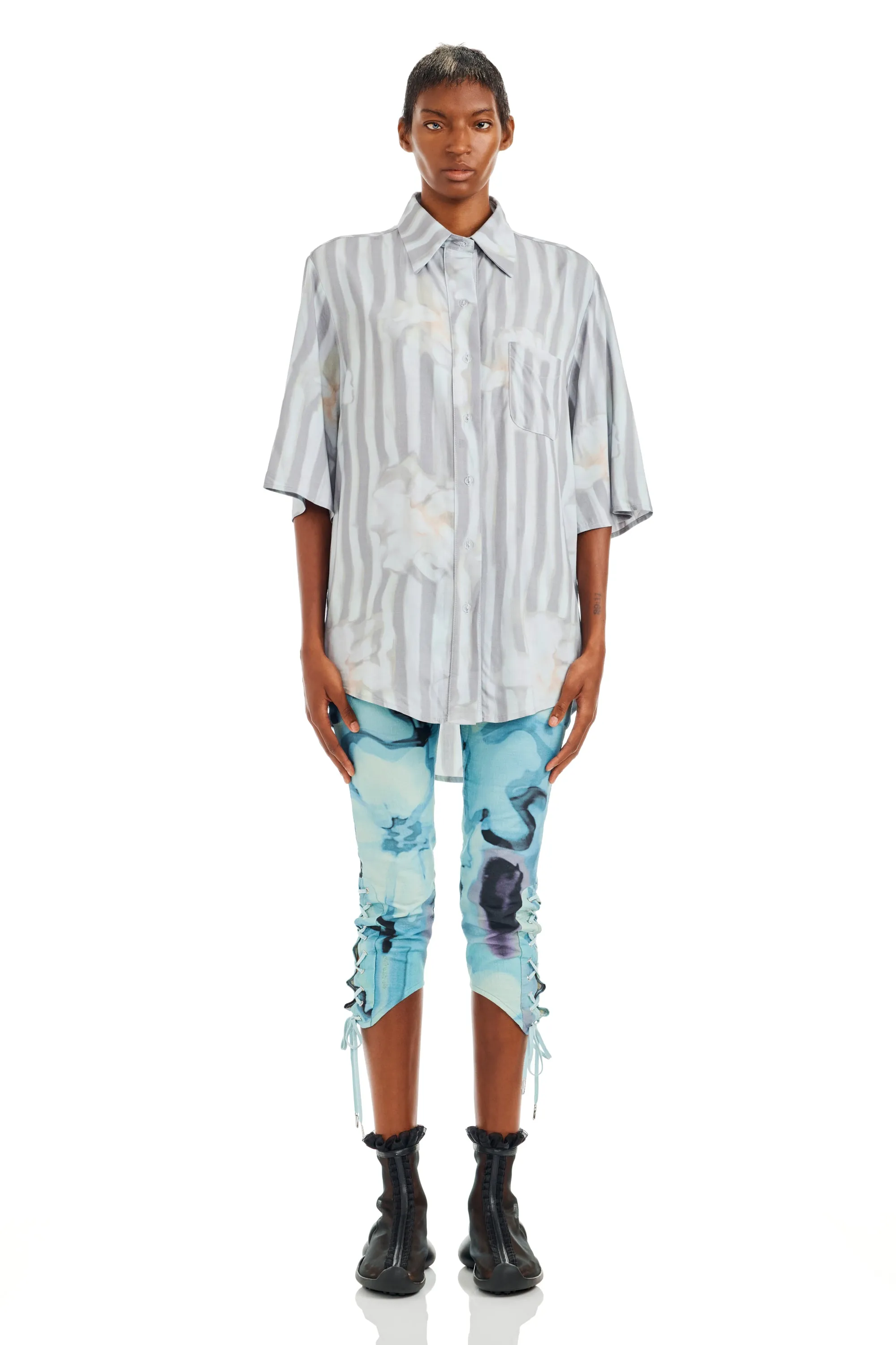 WASHED WAVY NAVY FLOWER STRIPE SUNNY BUTTON UP sold by Collina Strada