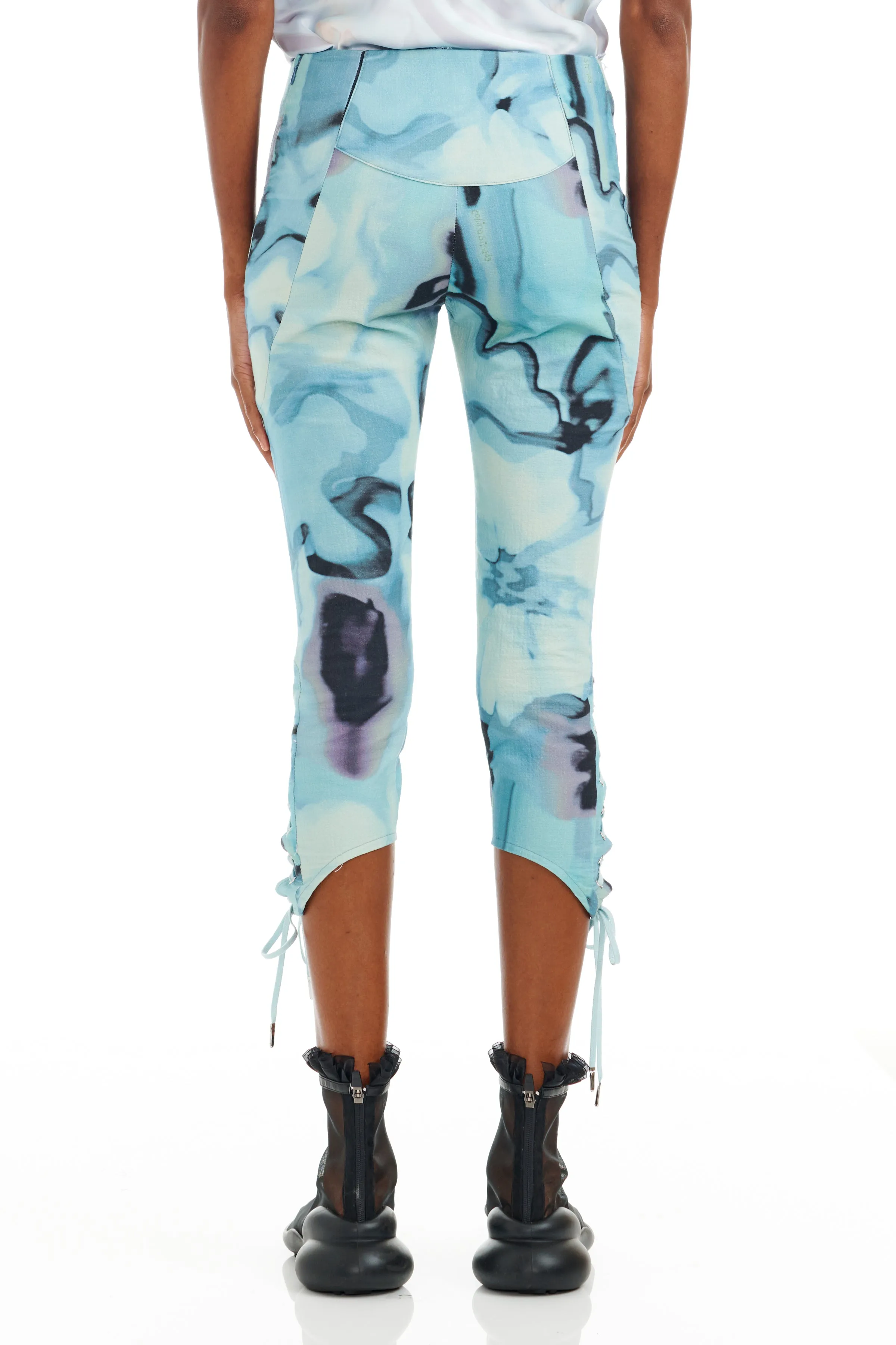 SKY WATERCOLOR FLORAL BANEBERRY PANT sold by Collina Strada product image thumbnail 4