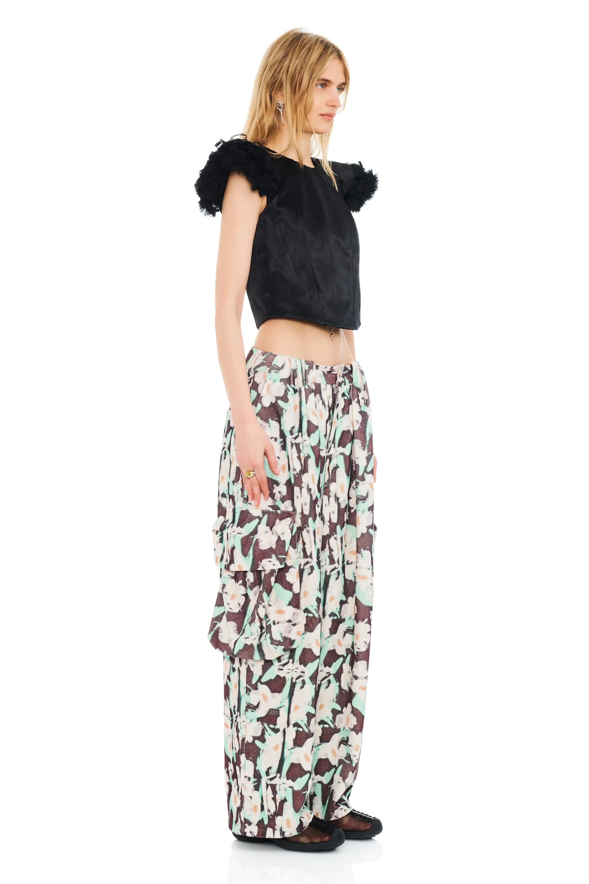 BLACK PAINTED DAISY PLEATED CARGO PANT sold by Collina Strada product image thumbnail 3
