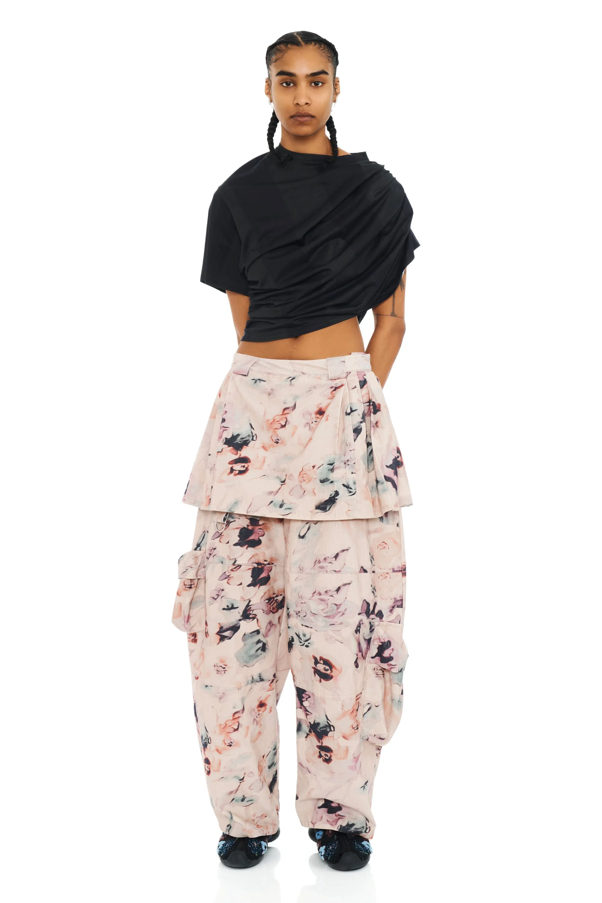 BEIGE WATERCOLOR ROSES LAWN SKIRT CARGO PANT sold by Collina Strada product image thumbnail 5