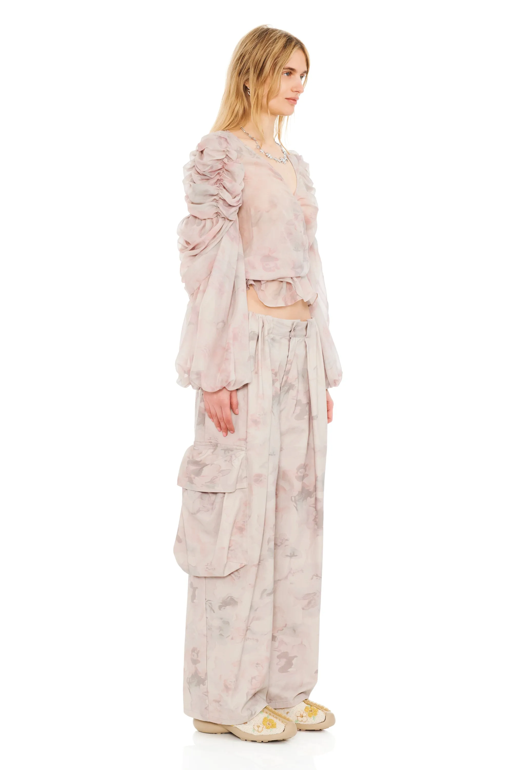 WASHED BEIGE WATERCOLOR ROSES PLEATED CARGO PANT sold by Collina Strada product image thumbnail 4