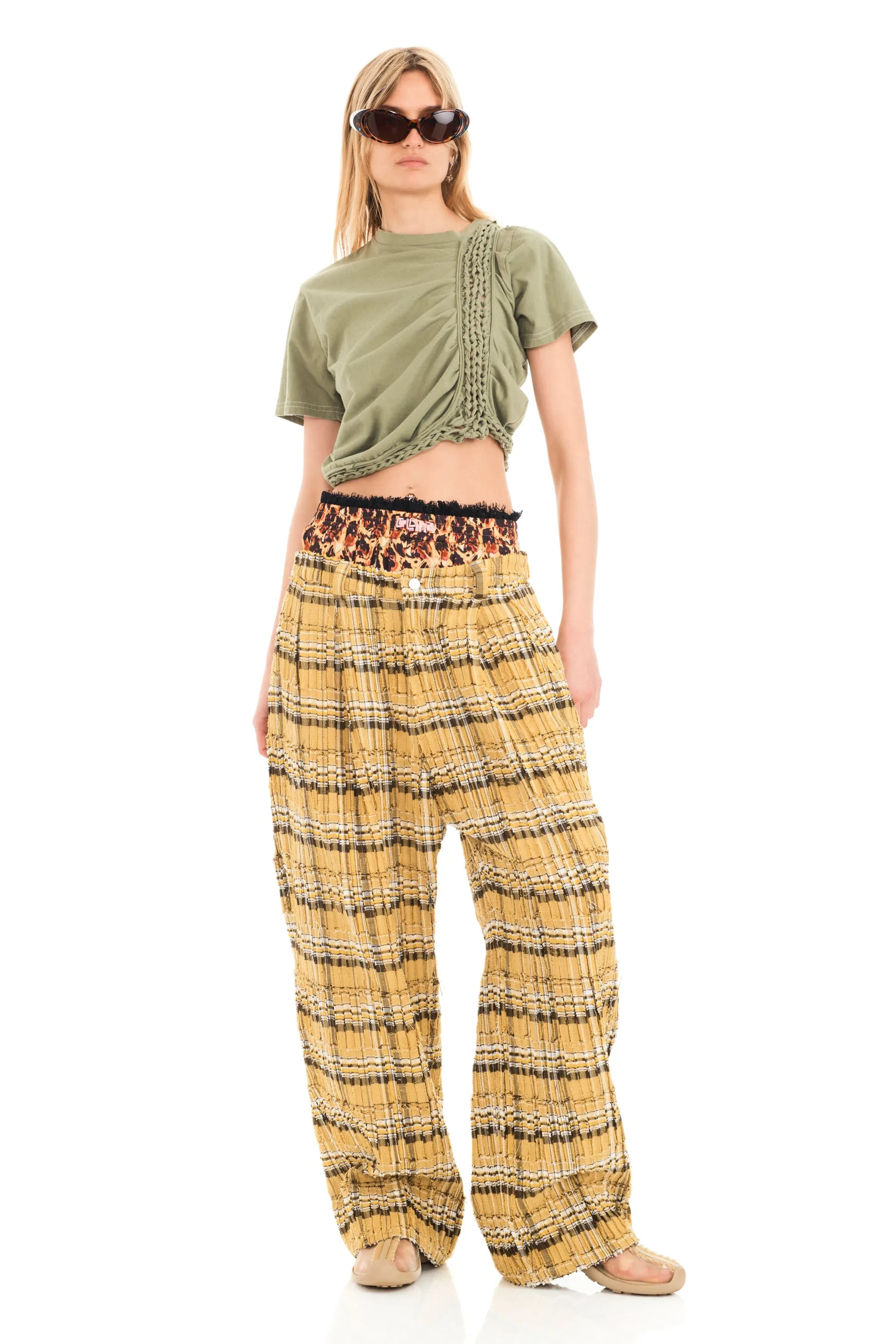 OLIVE CLOVER TEE sold by Collina Strada